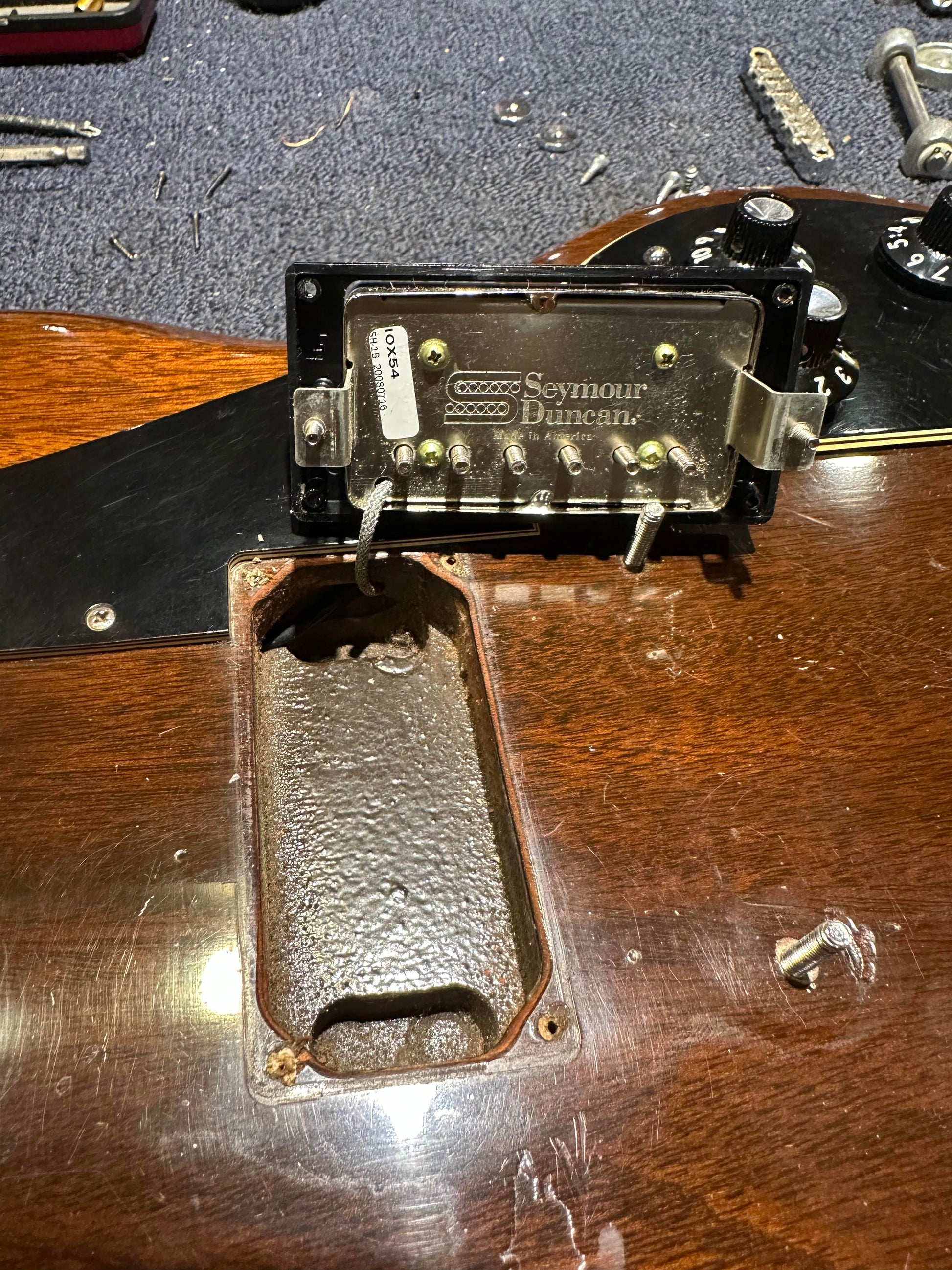 Gibson SG Deluxe Walnut 1972 Electric Guitars / Solid Body