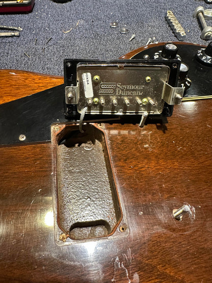 Gibson SG Deluxe Walnut 1972 Electric Guitars / Solid Body