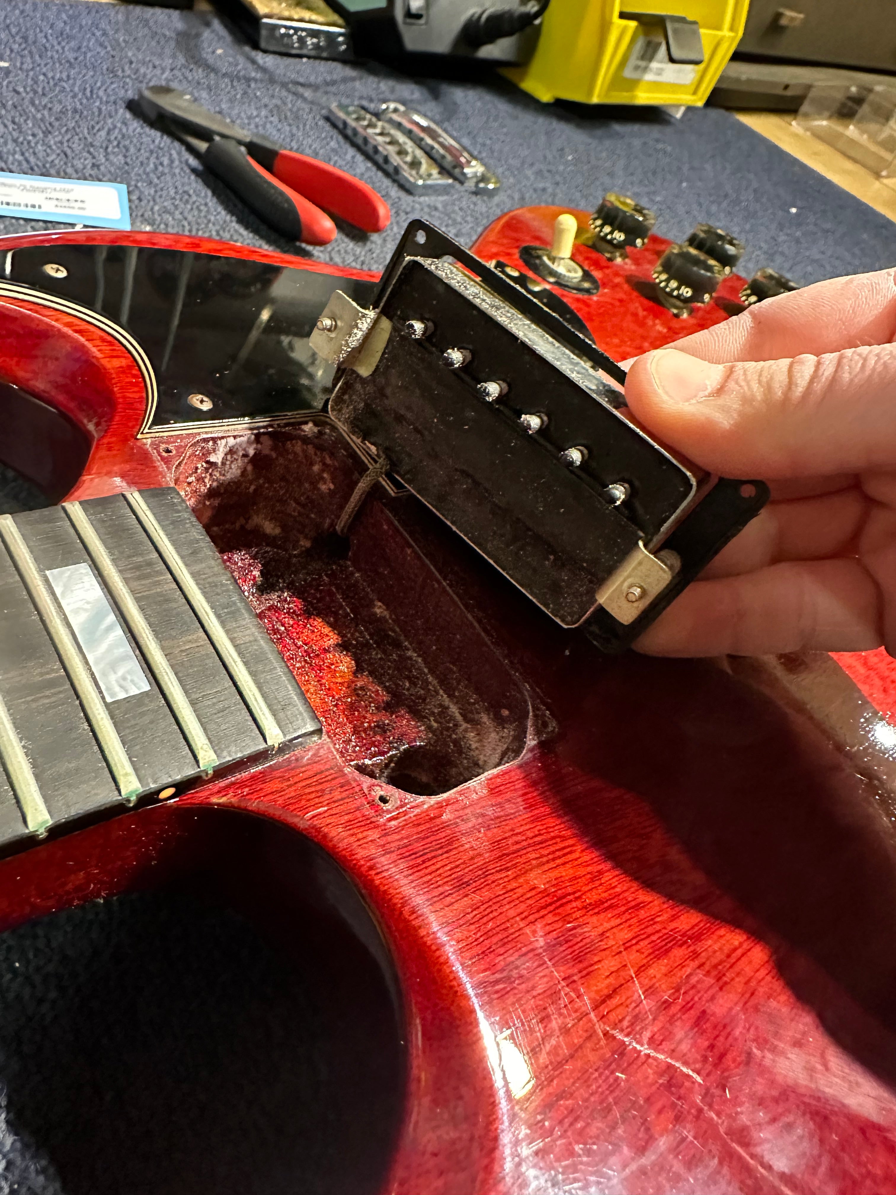 Gibson SG Standard Cherry 1974 Electric Guitars / Solid Body