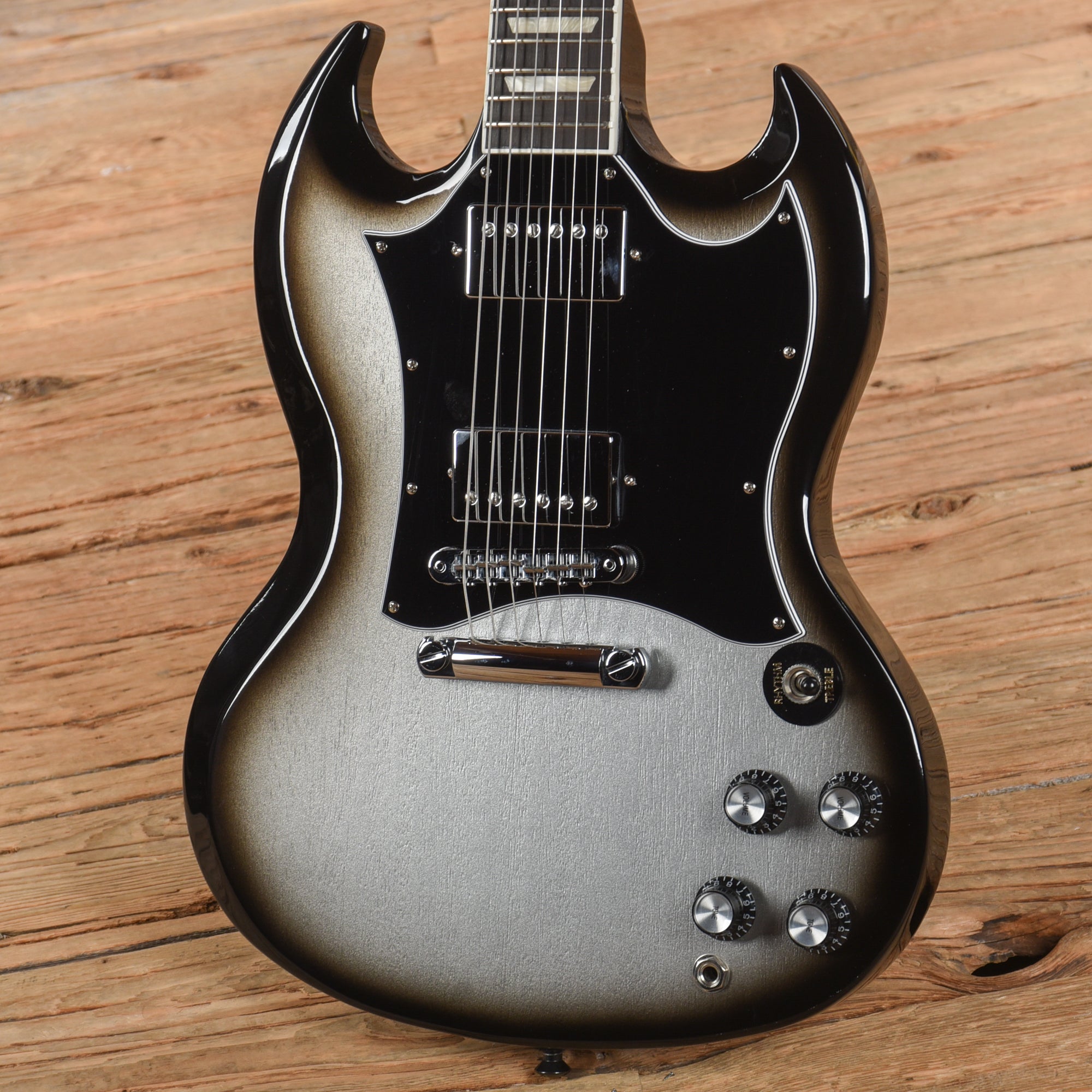 ギター Gibson USA / SG Standard 2024 Gibson SG Standard Red Burst – Music City Vintage Guitars