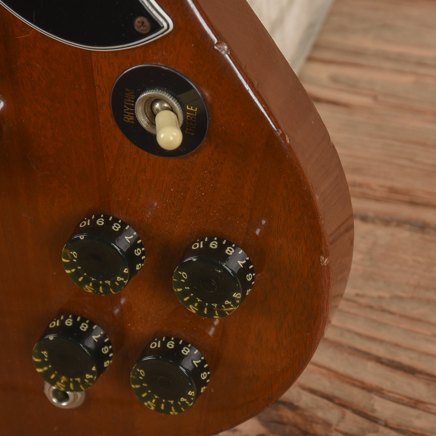 Gibson SG Standard Walnut 1976 Electric Guitars / Solid Body