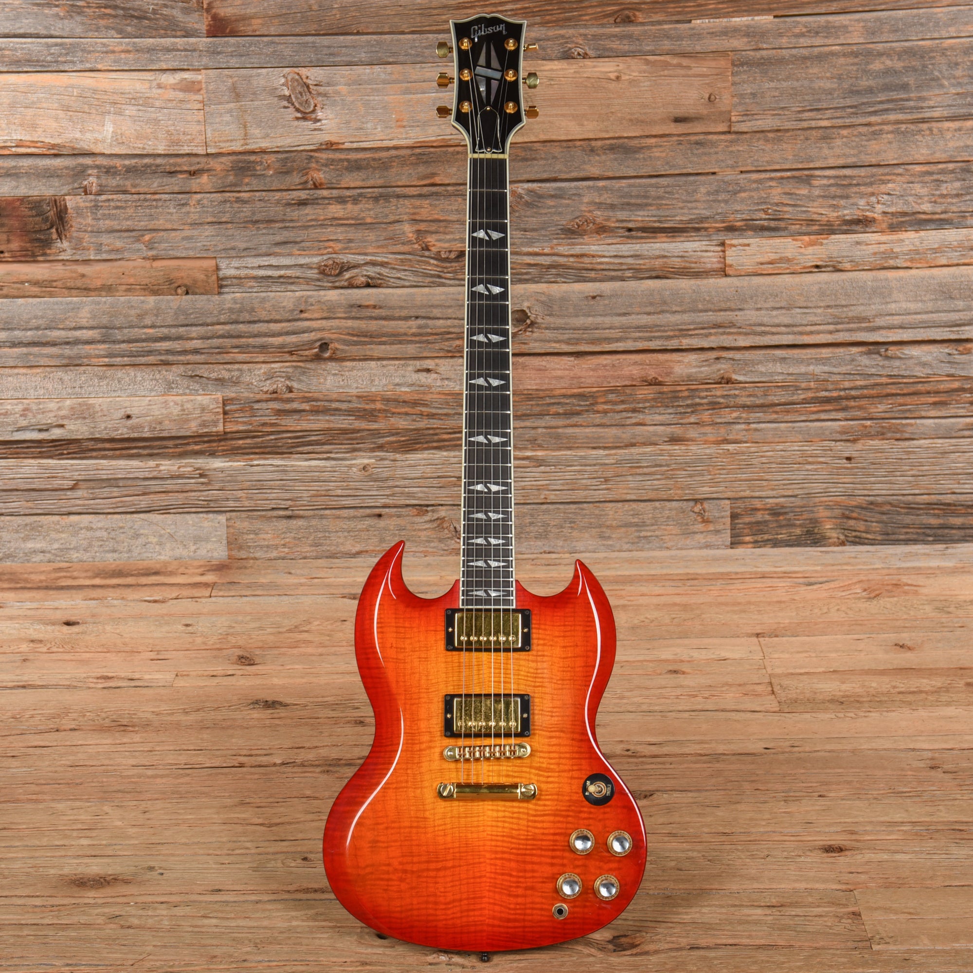Gibson SG Supreme Cherry Sunburst 2000 Electric Guitars / Solid Body