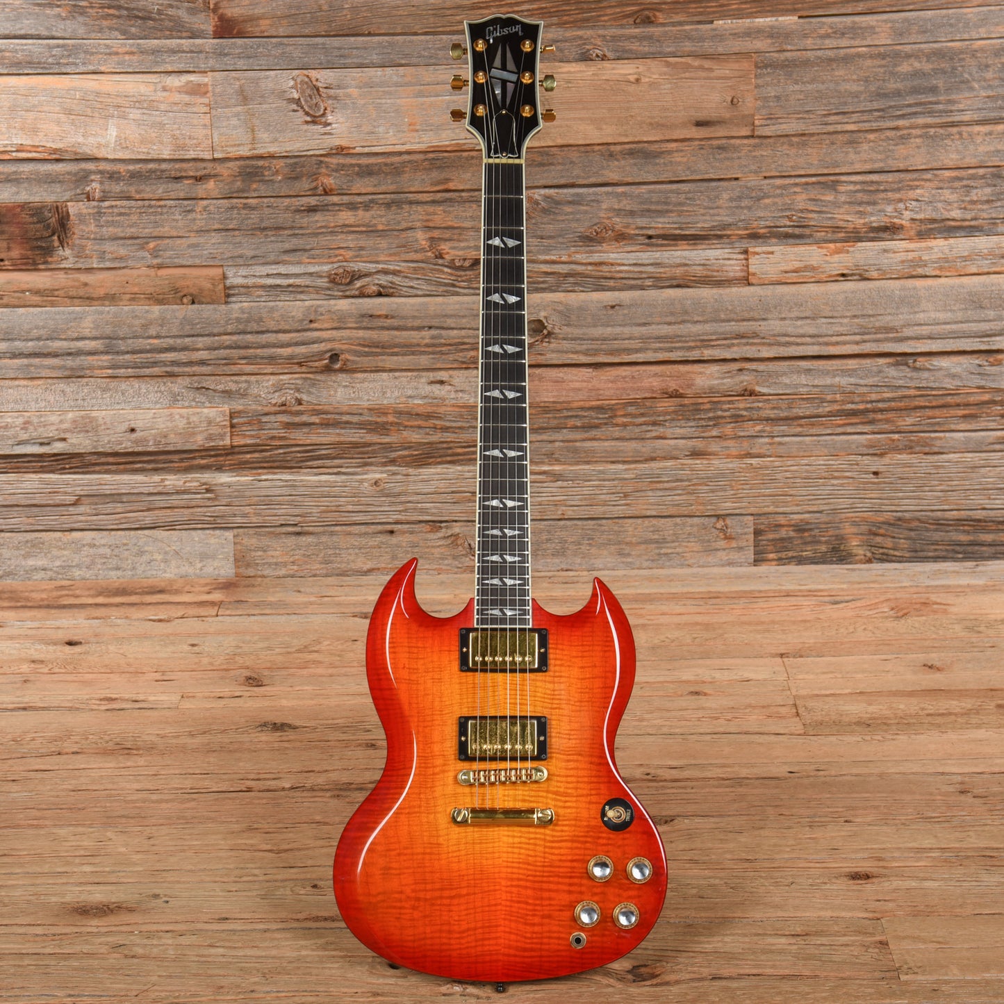 Gibson SG Supreme Cherry Sunburst 2000 Electric Guitars / Solid Body