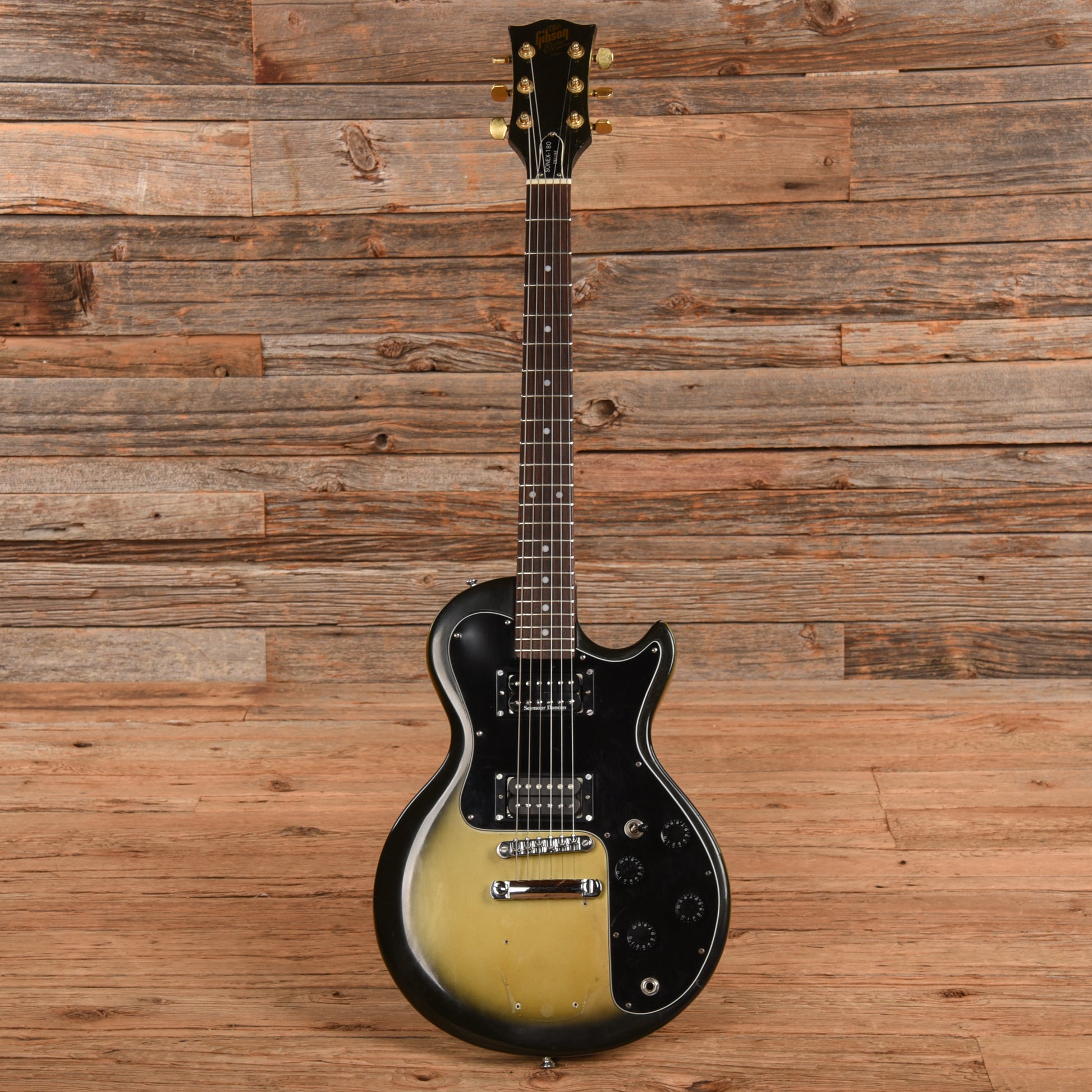 Gibson Sonex 180 Deluxe Silverburst 1982 Electric Guitars / Solid Body