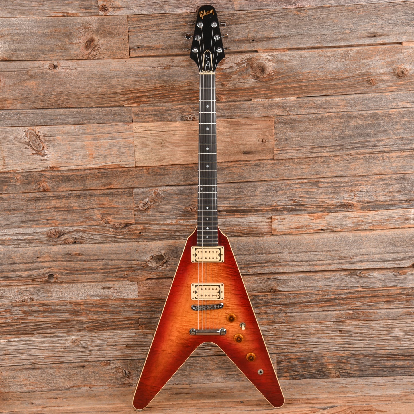 Gibson The V Sunburst 1981 Electric Guitars / Solid Body