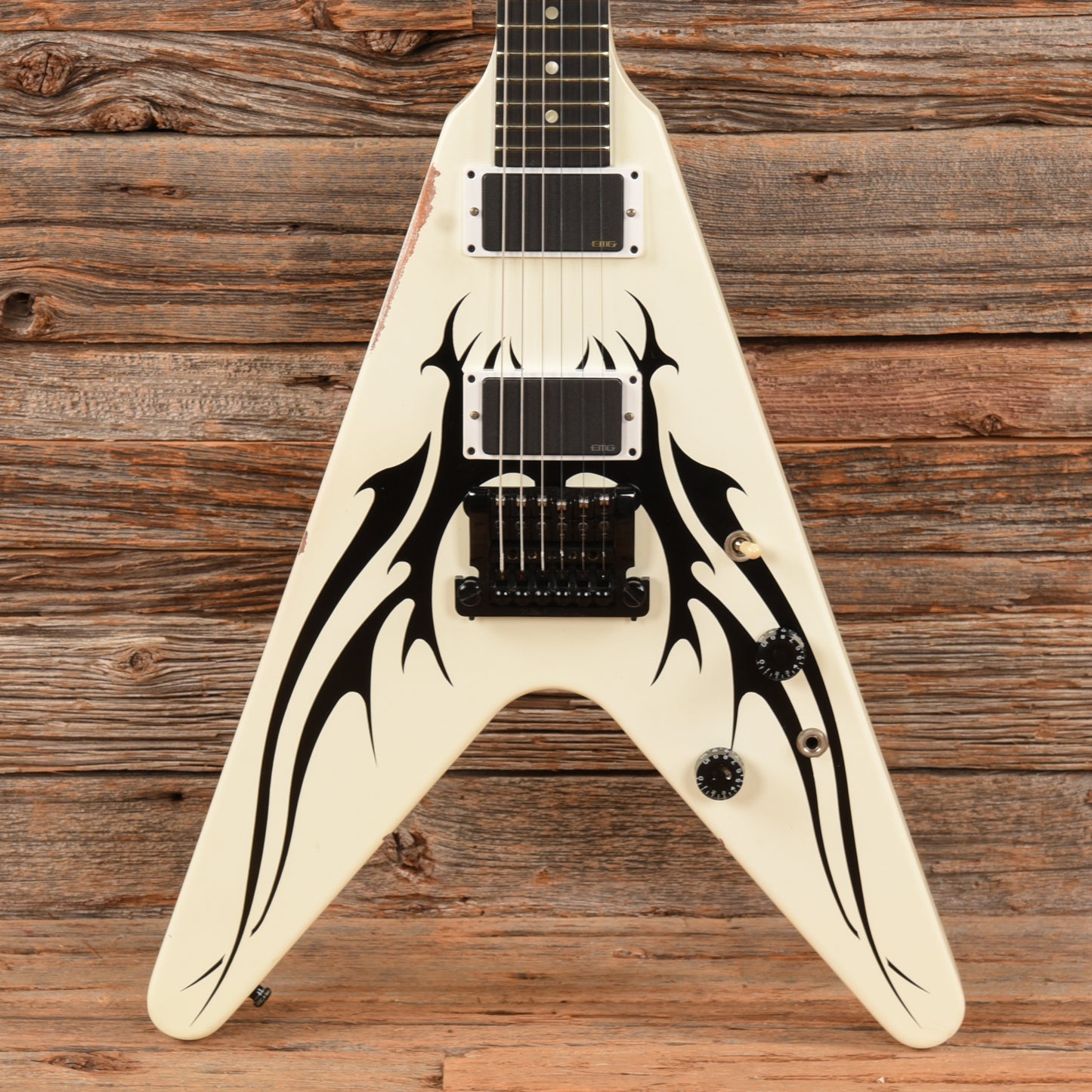Gibson Tribal Flying V White 2009 Electric Guitars / Solid Body