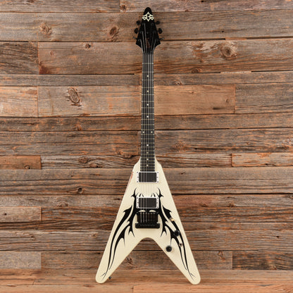 Gibson Tribal Flying V White 2009 Electric Guitars / Solid Body