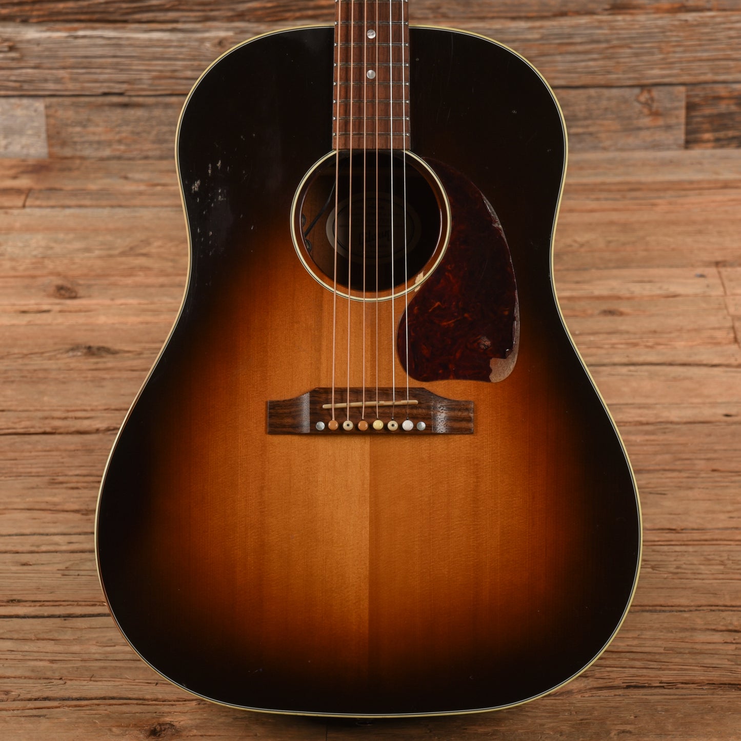 Gibson J-45 Standard Sunburst 2016
