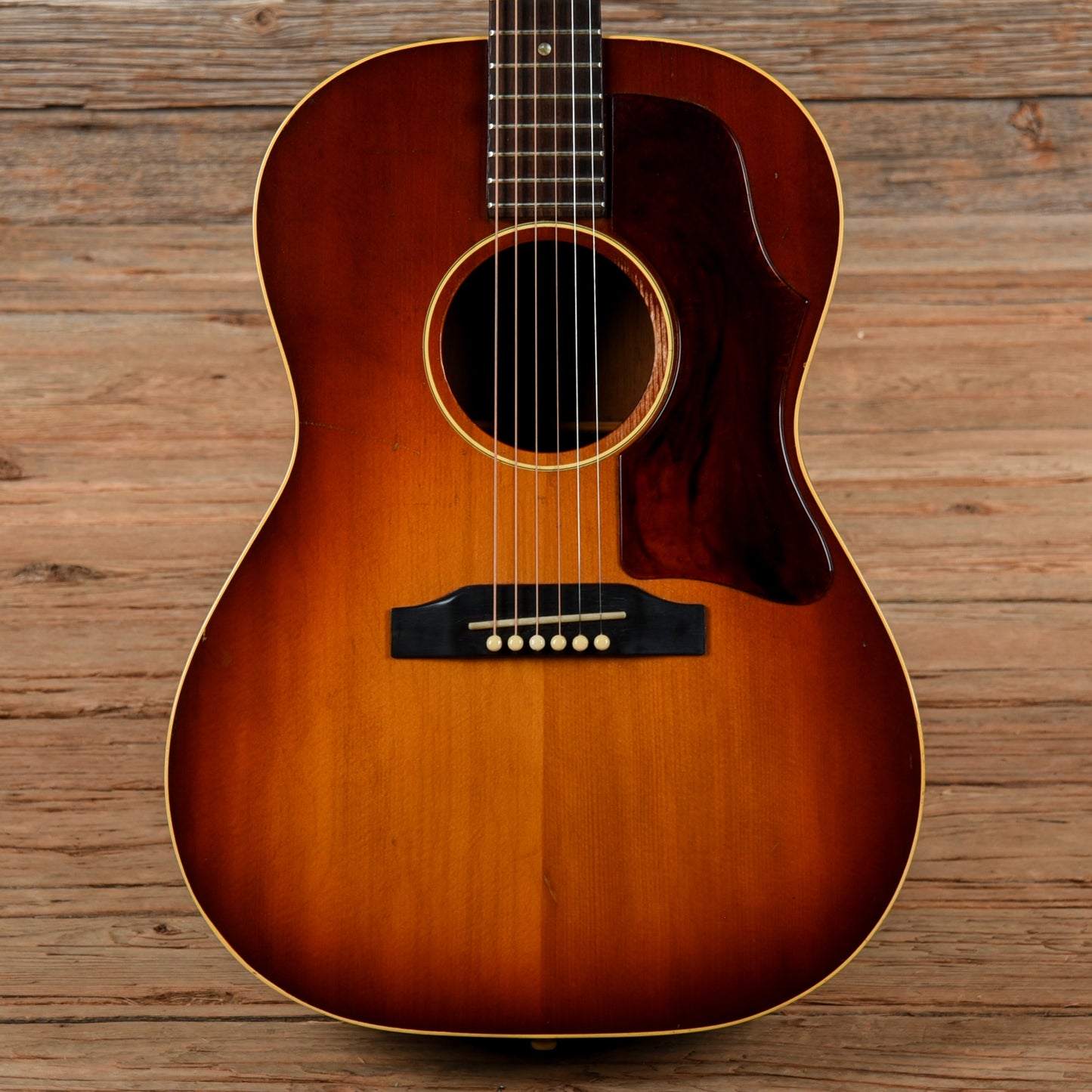 Gibson LG-1 Sunburst 1965