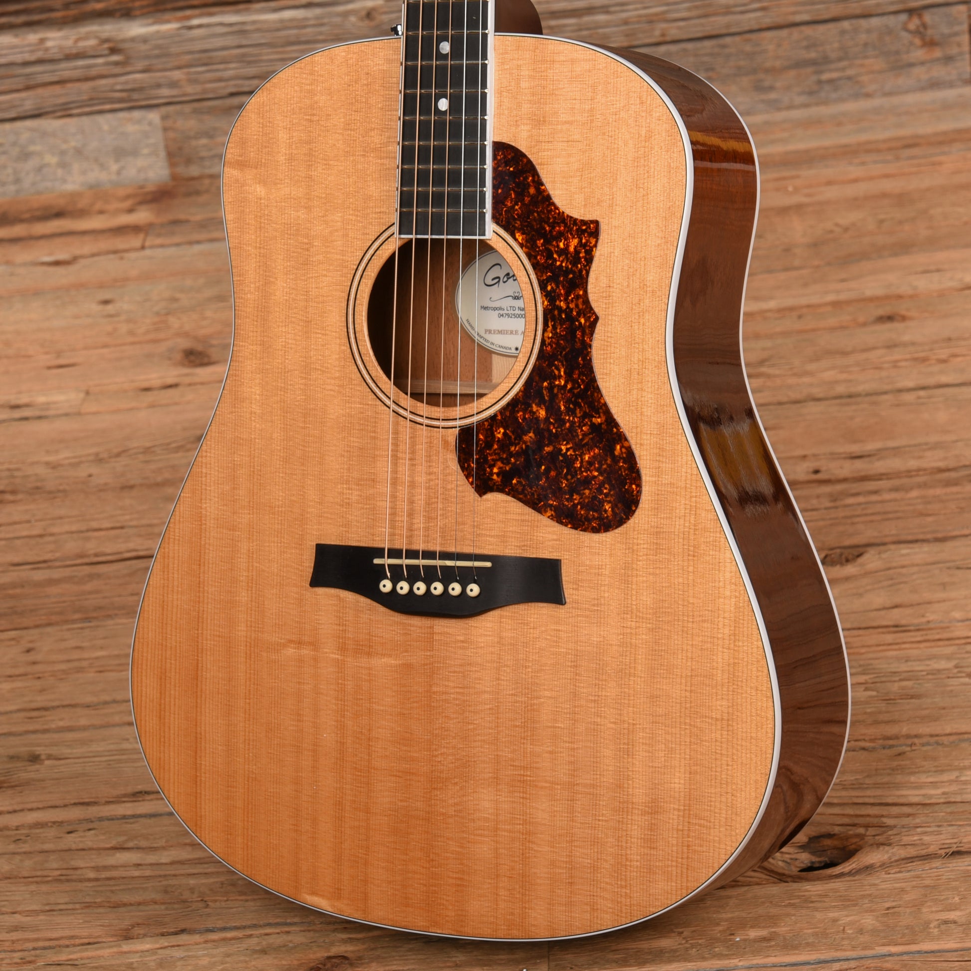 Godin Metropolis LTD HG EQ Natural Acoustic Guitars / Dreadnought