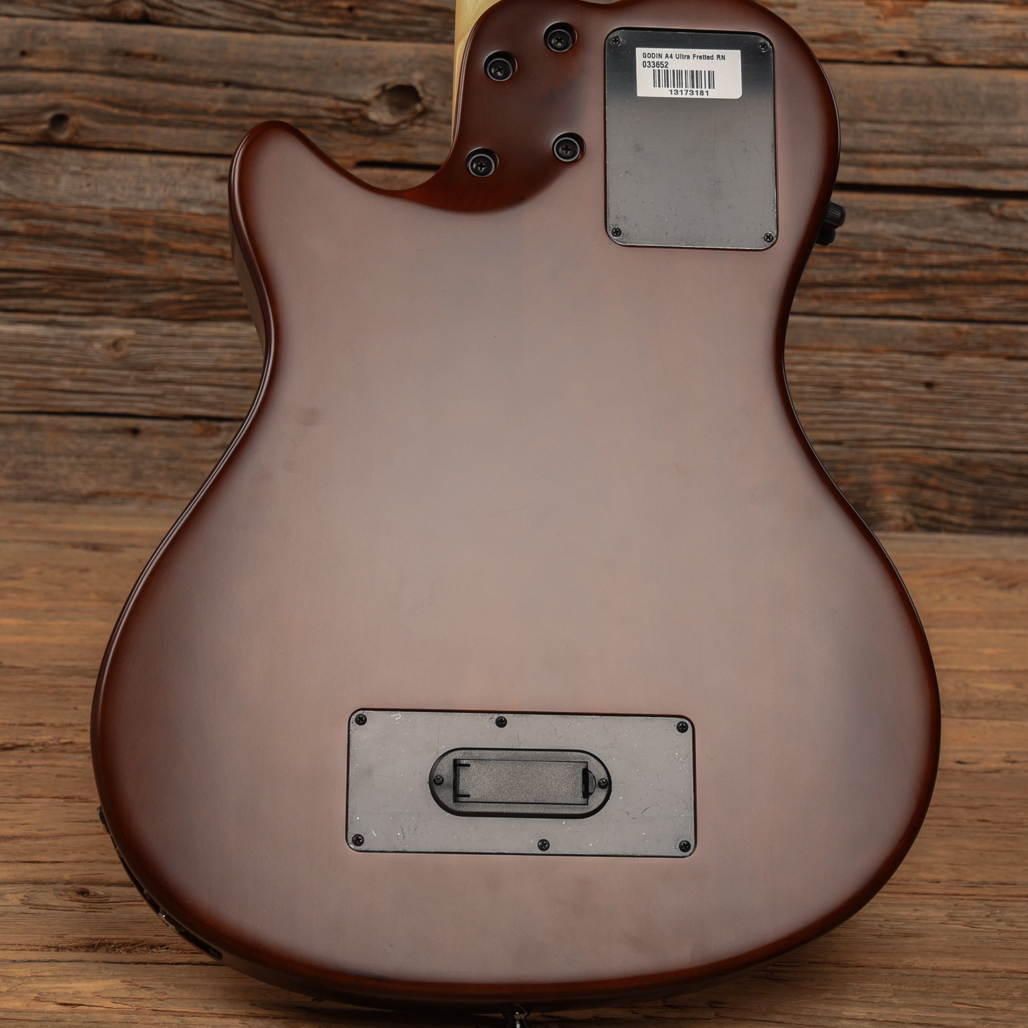 Godin A4 Ultra Natural 2014 Bass Guitars / 4-String