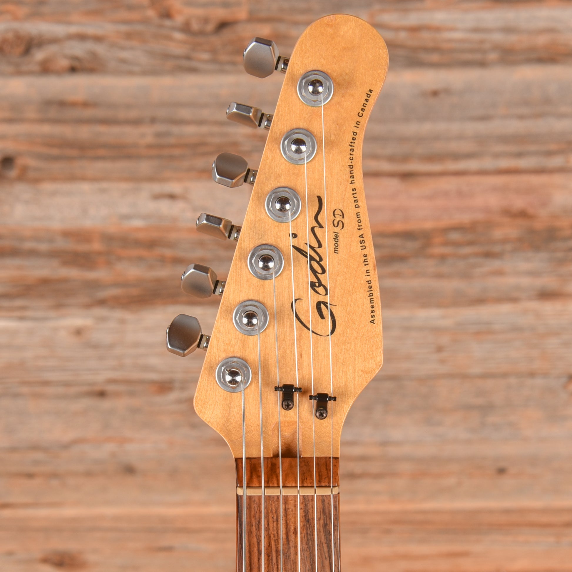 Godin Model SDxt Red Electric Guitars