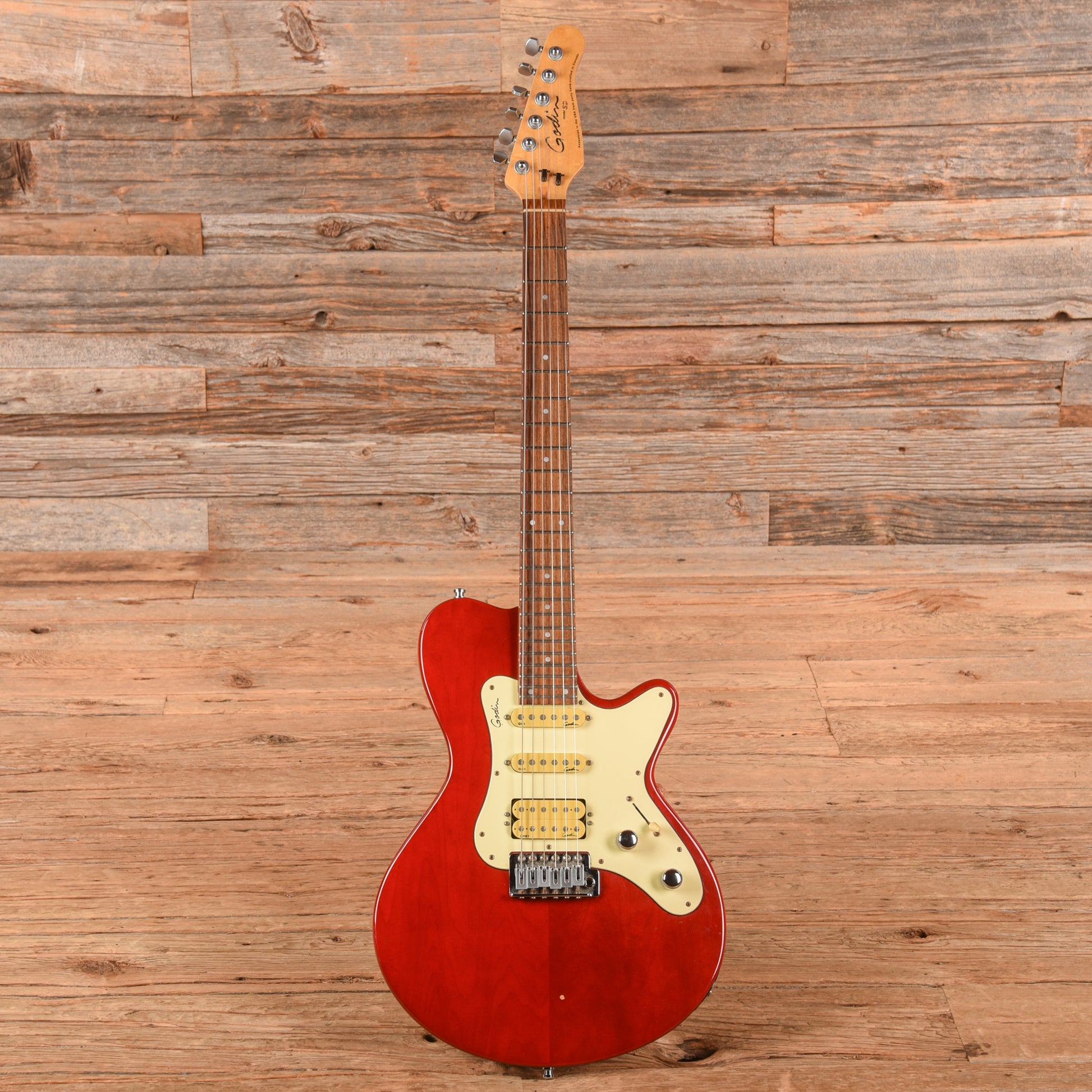 Godin Model SDxt Red Electric Guitars