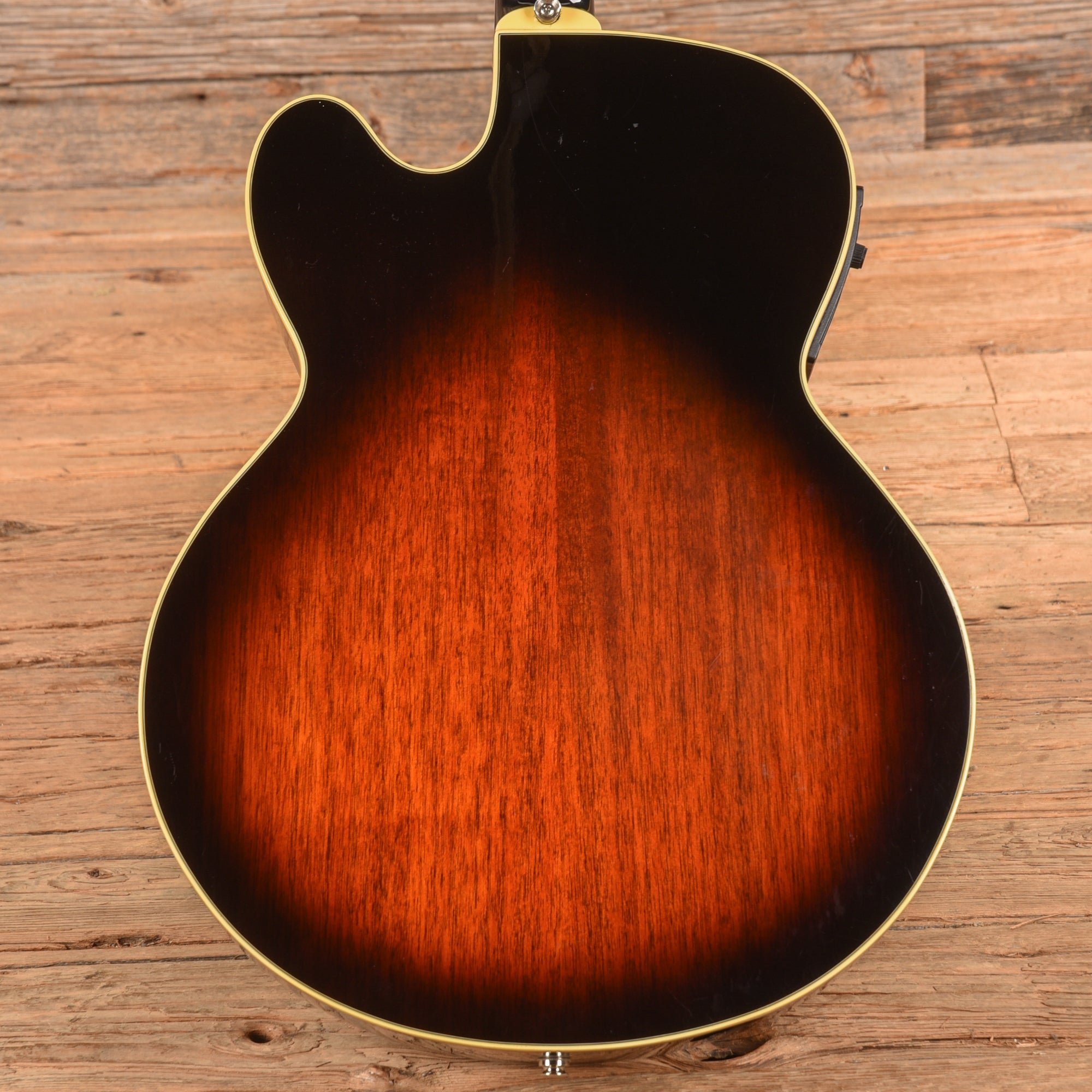 Gretsch Historic Series G3700 Sunburst Acoustic Guitars / Jumbo