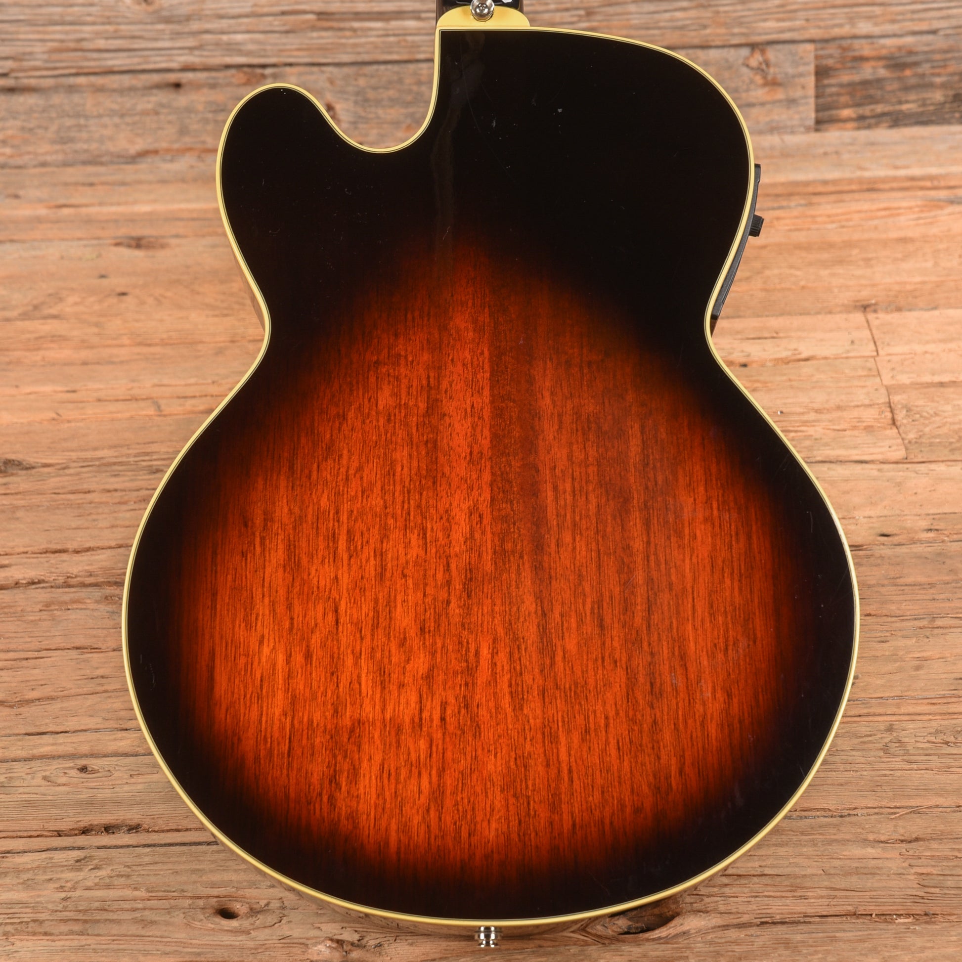 Gretsch Historic Series G3700 Sunburst Acoustic Guitars / Jumbo