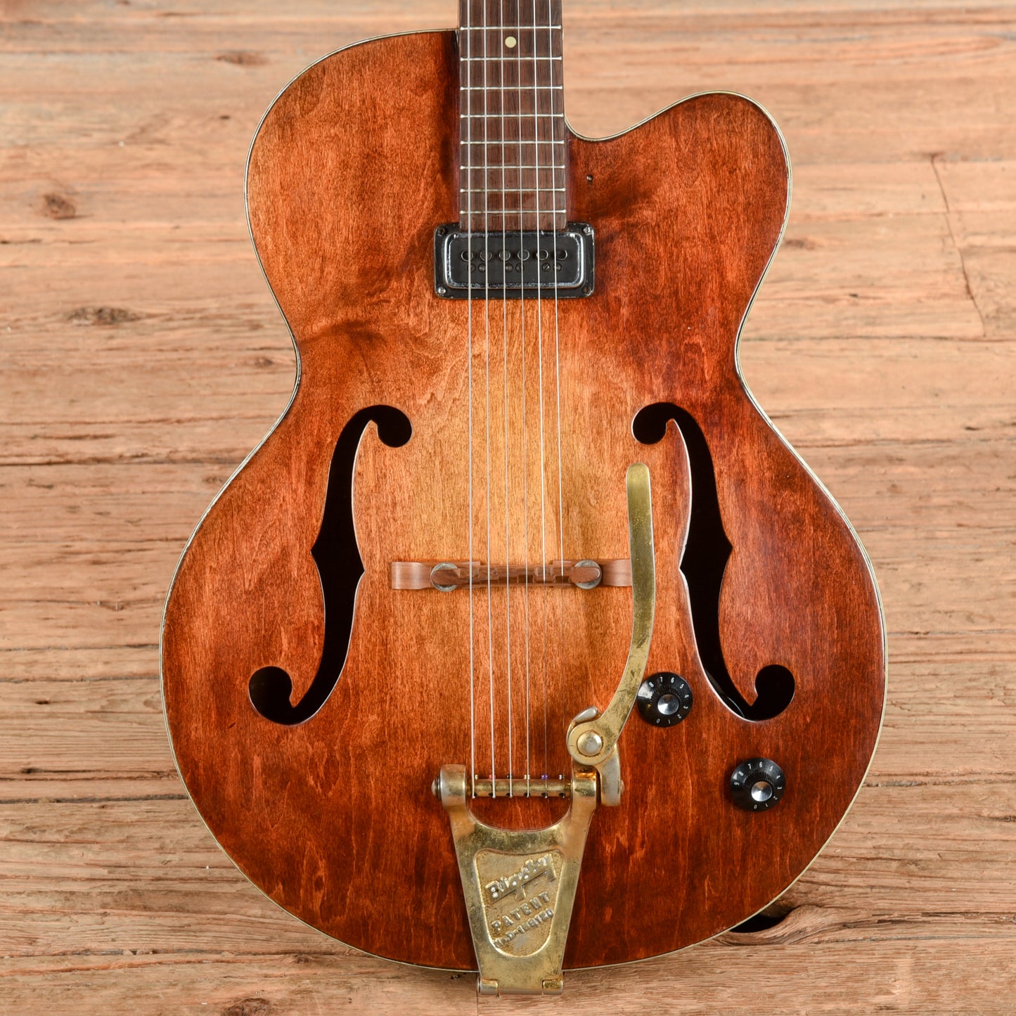 Gretsch 6186 Clipper Sunburst 1950s Electric Guitars