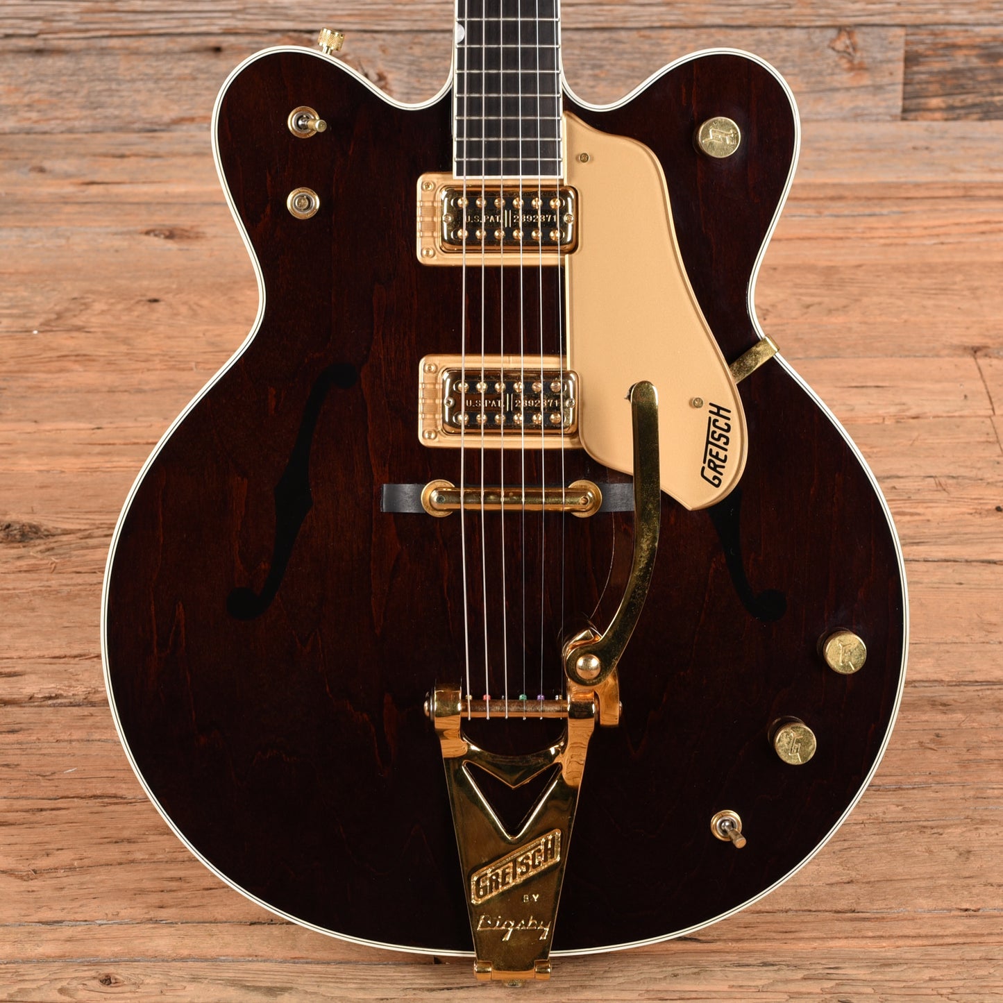 Gretsch G6122-1962 Country Classic II Walnut Electric Guitars