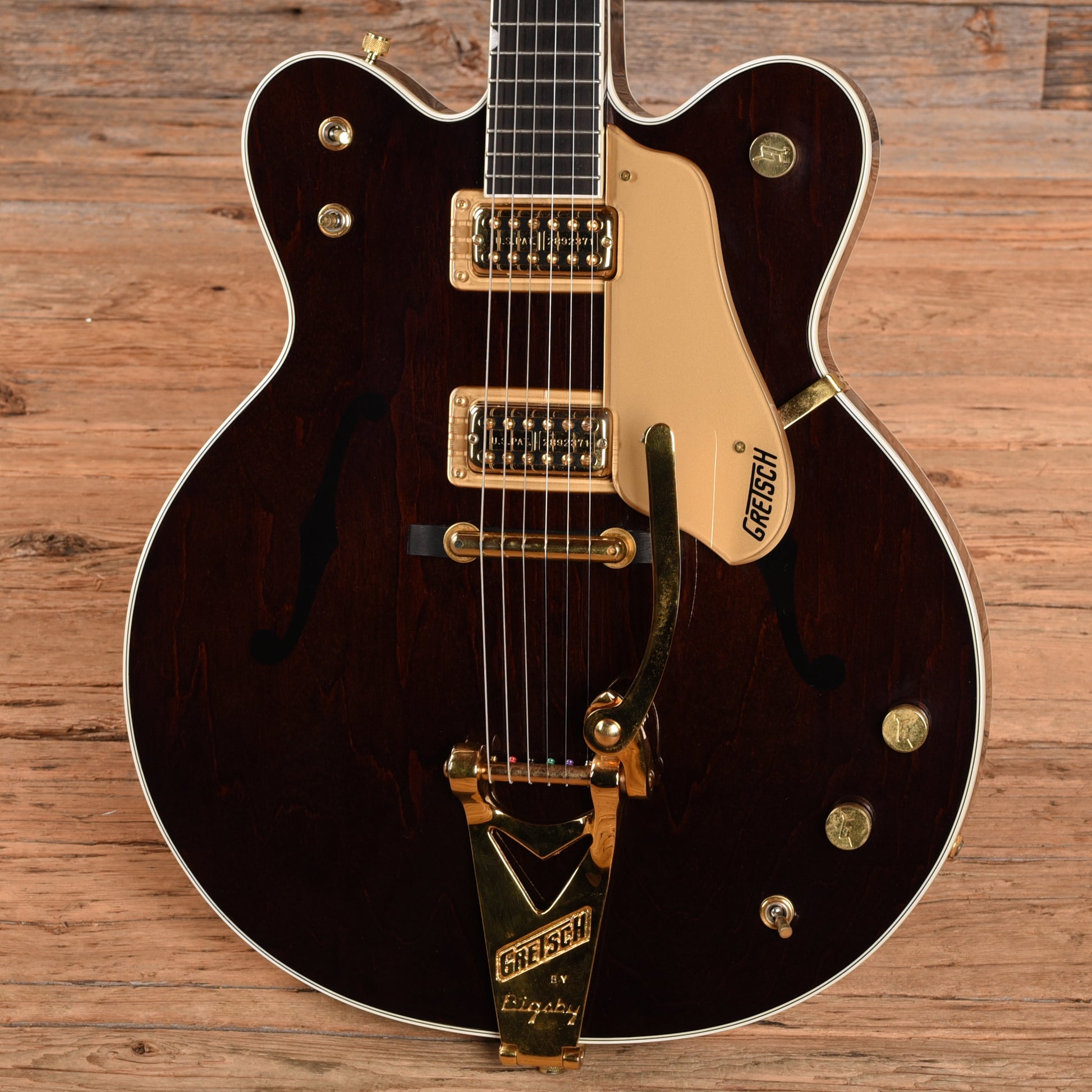 Gretsch G6122-1962 Country Classic II Walnut Electric Guitars