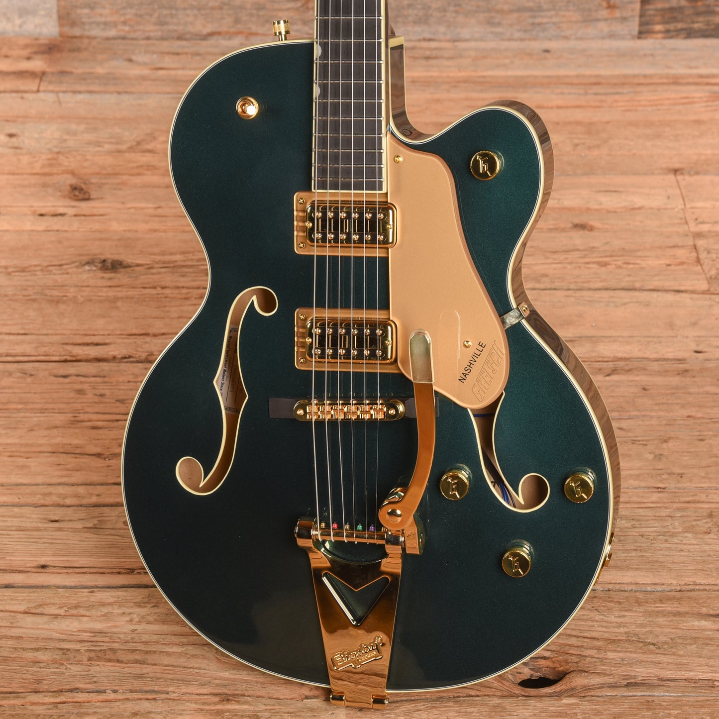 Gretsch Synchromatic Nashville Hollow-Body Single Cutaway Cadillac Green 2025 Electric Guitars