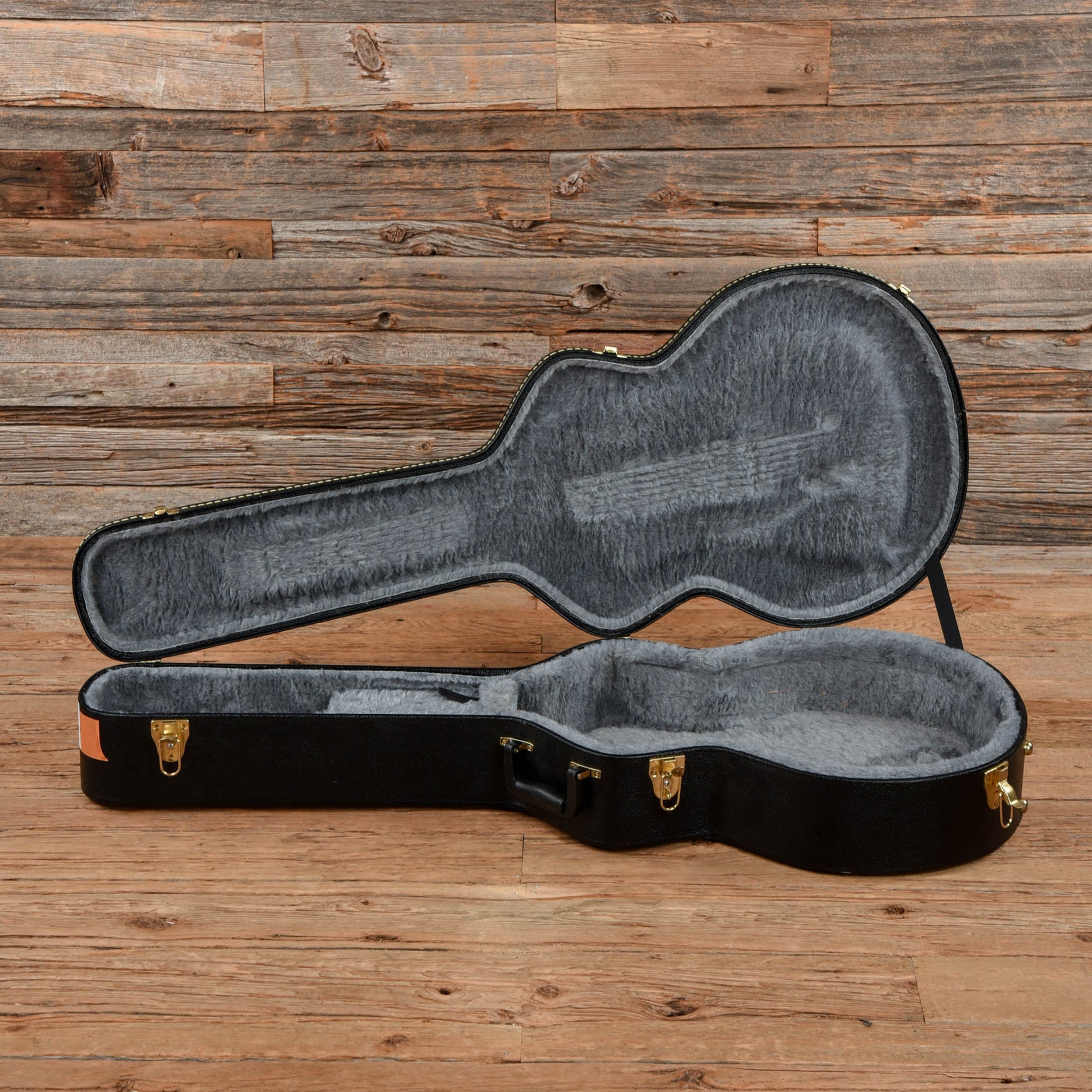 Gretsch G6120DSW Chet Atkins Hollow Body with DynaSonic Pickups Orange 2006 Electric Guitars / Hollow Body