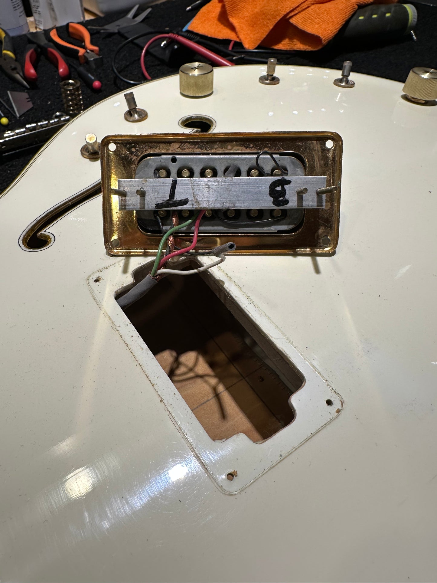 Gretsch White Falcon Stereo White 1974 Electric Guitars / Hollow Body