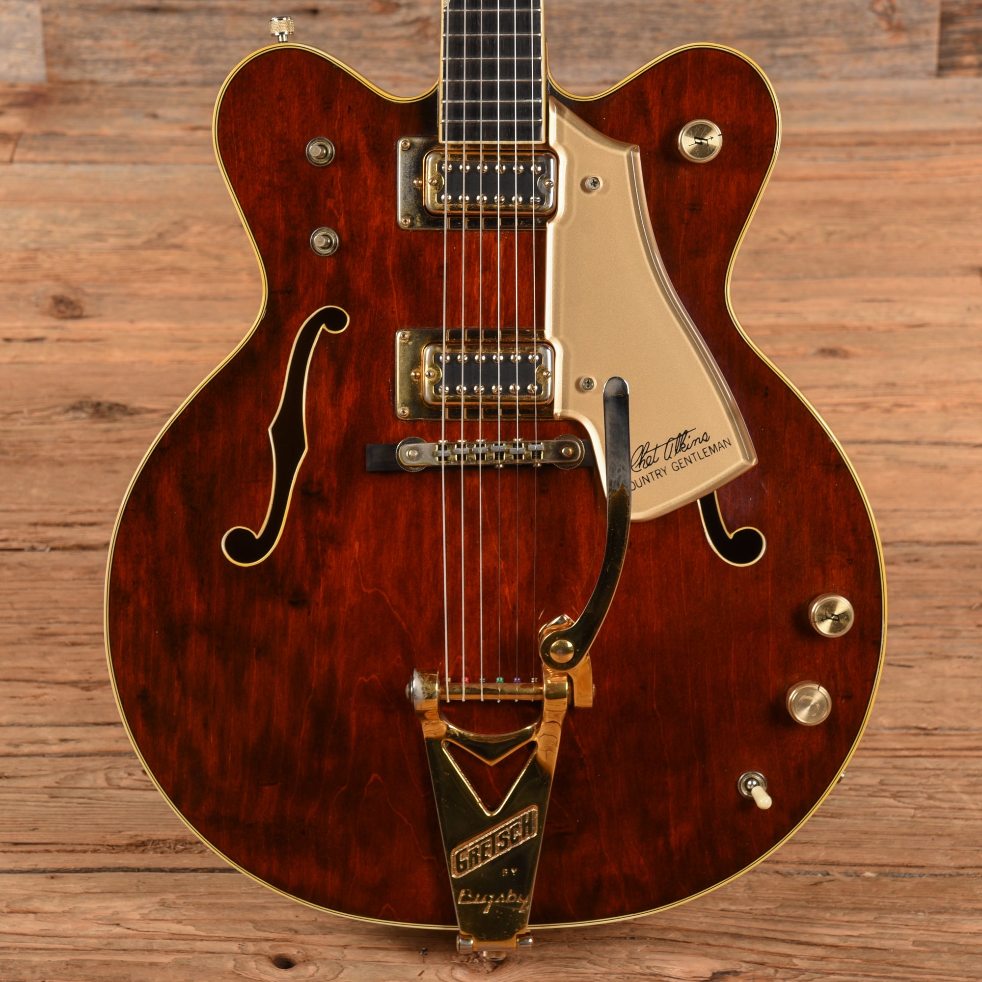Gretsch 7670 Country Genteman Walnut 1973 Electric Guitars / Semi-Hollow