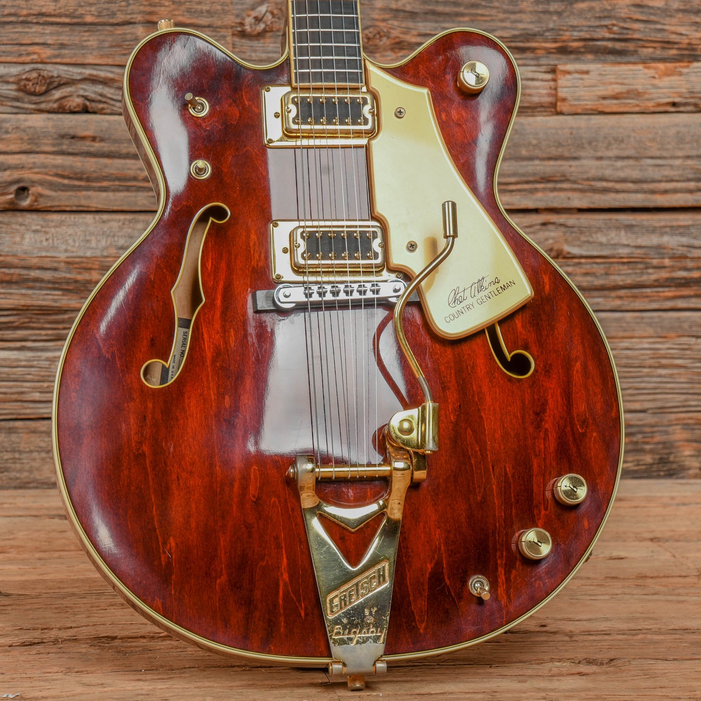 Gretsch 7670 Country Gentleman Walnut 1975 Electric Guitars / Semi-Hollow