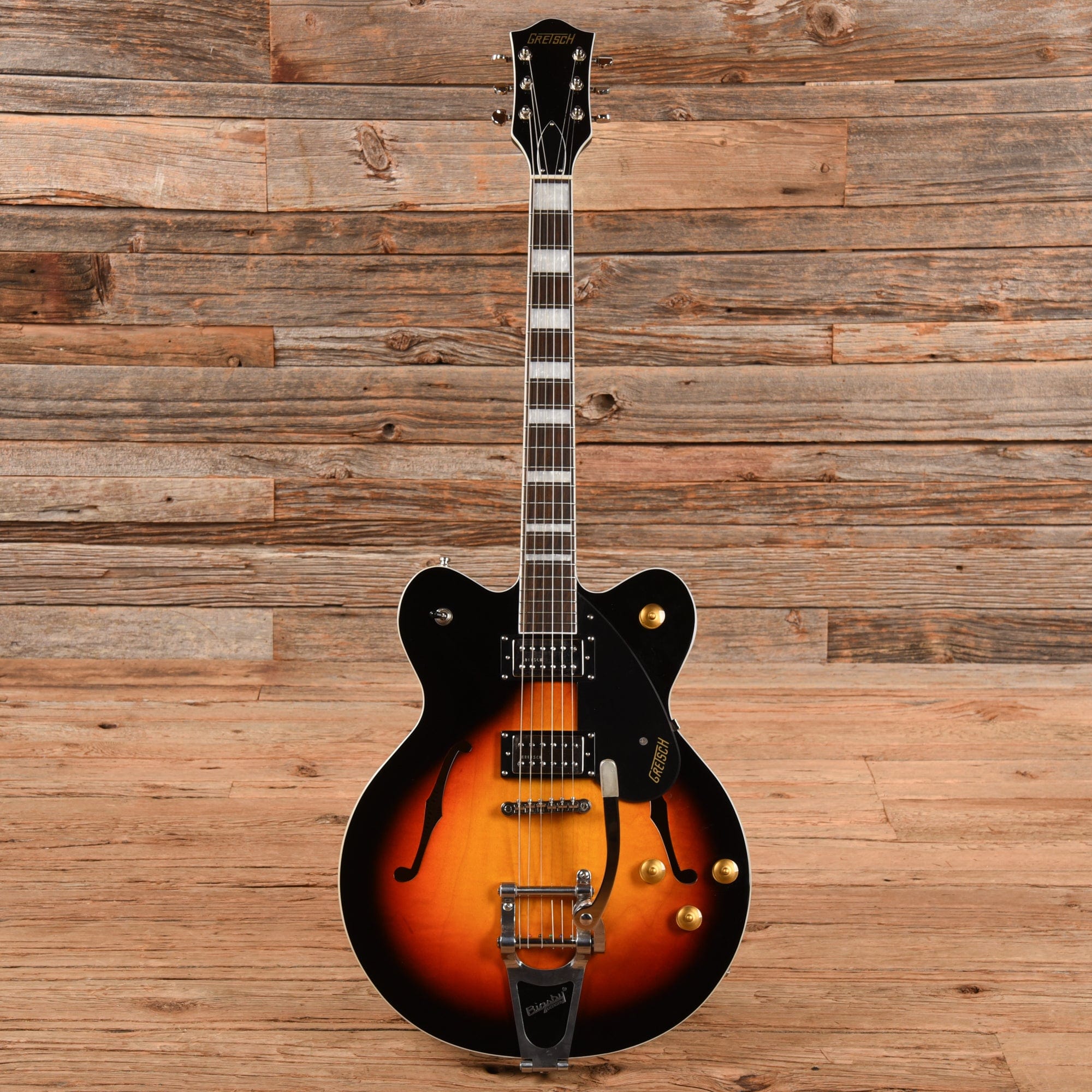 Gretsch G2622T Streamliner Center Block with Bigsby Sunburst 2016 Electric Guitars / Semi-Hollow