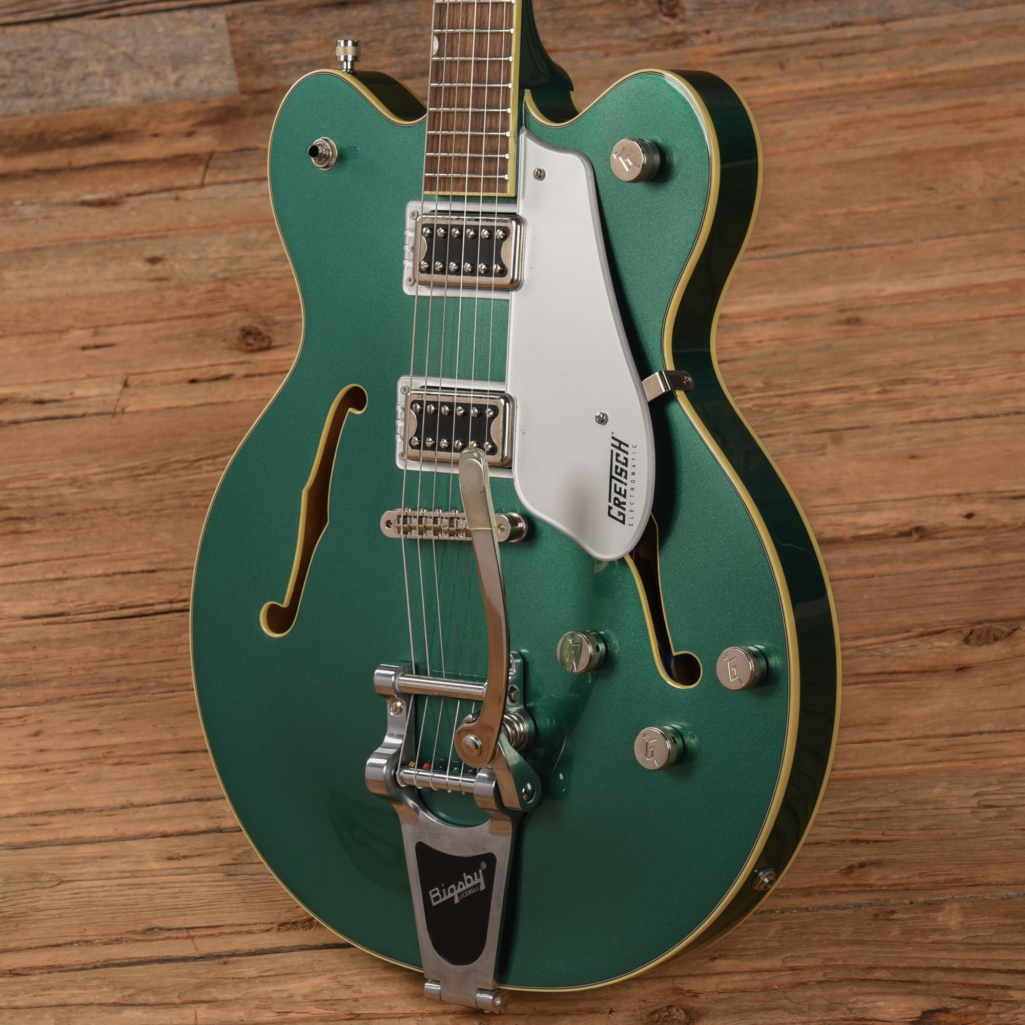 Gretsch G5622T Electromatic Center Block Double Cutaway with Bigsby Georgia Green 2021 Electric Guitars / Semi-Hollow