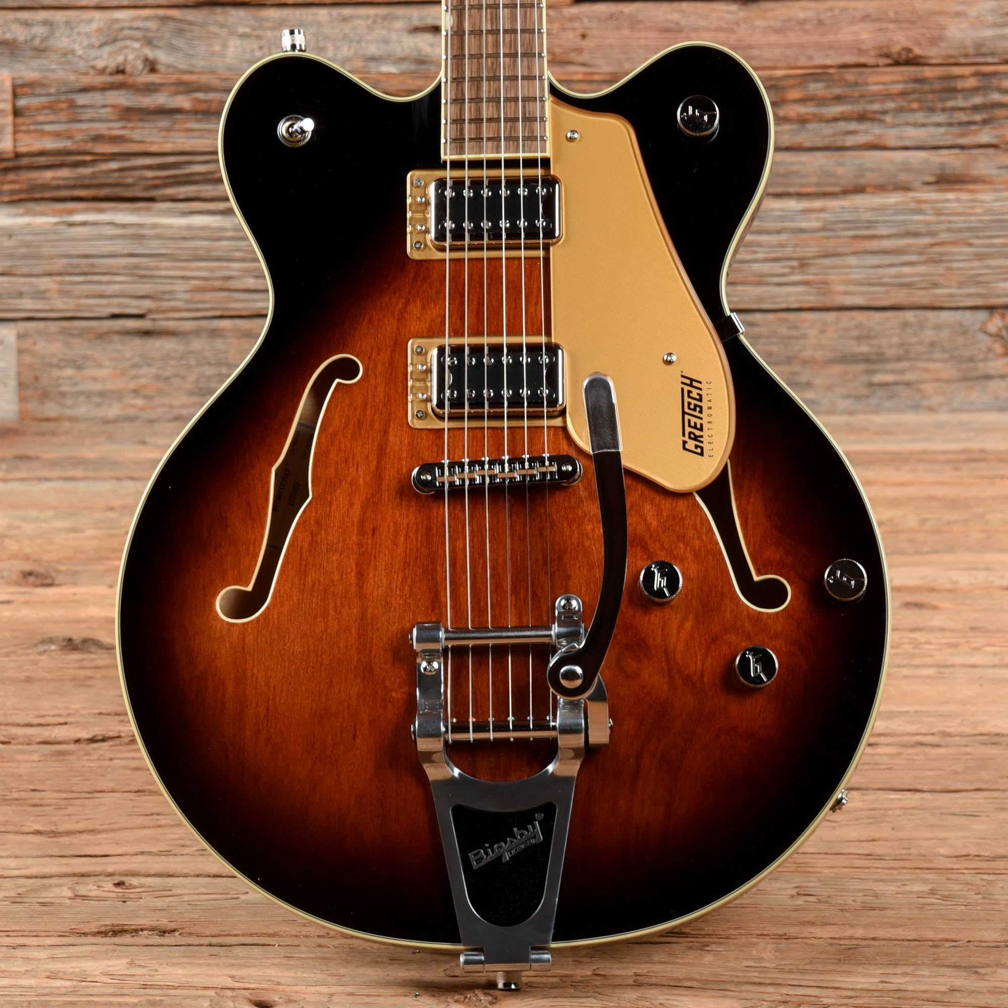 Gretsch G5622T Electromatic Center Block Double Cutaway with Bigsby Sunburst 2021 Electric Guitars / Semi-Hollow