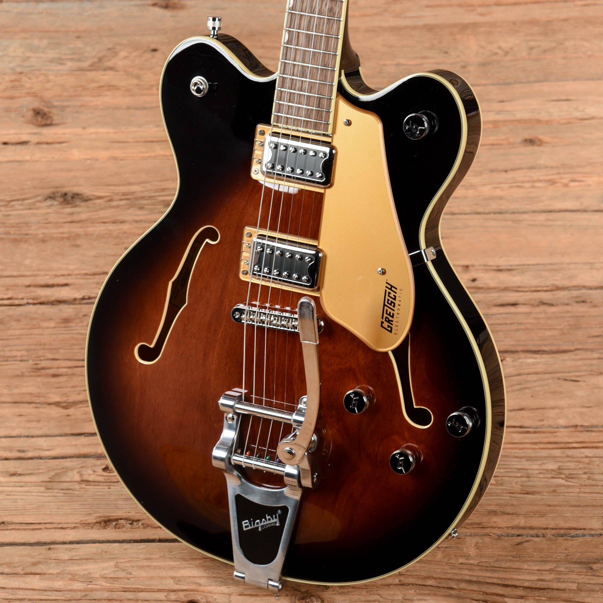 Gretsch G5622T Electromatic Center Block Double Cutaway with Bigsby Sunburst 2021 Electric Guitars / Semi-Hollow
