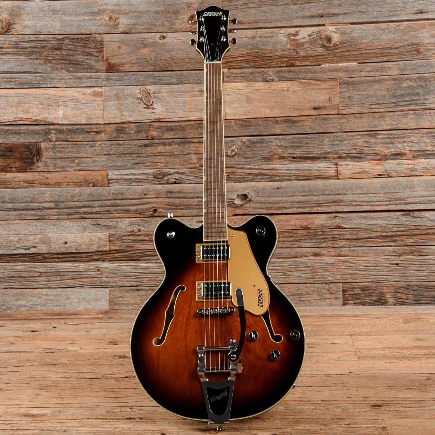 Gretsch G5622T Electromatic Center Block Double Cutaway with Bigsby Sunburst 2021 Electric Guitars / Semi-Hollow