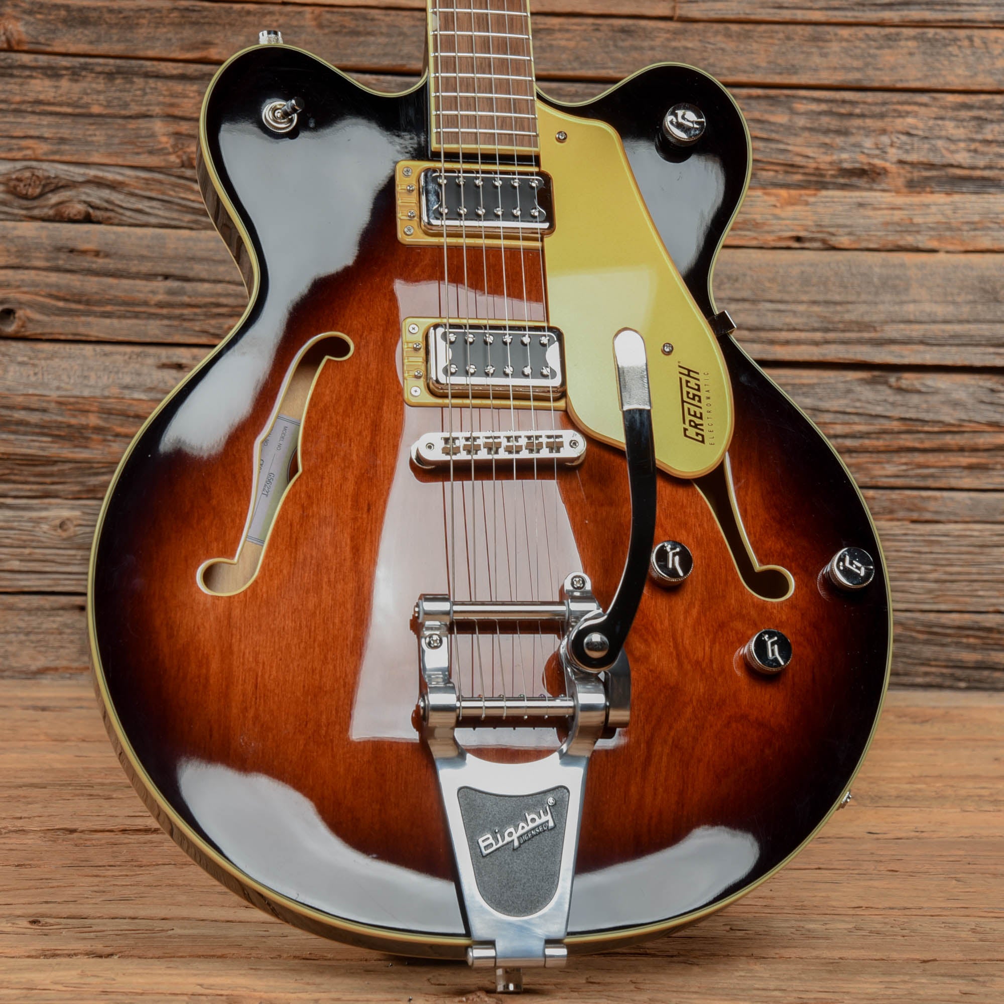 Gretsch G5622T Electromatic Center Block Double Cutaway with Bigsby Sunburst 2021 Electric Guitars / Semi-Hollow
