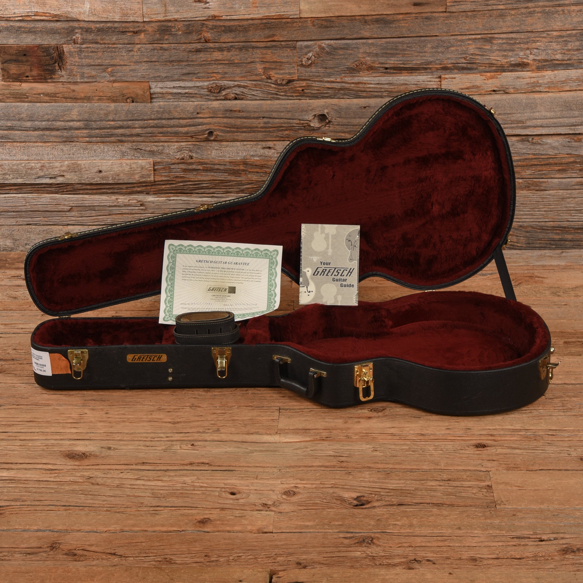 Gretsch G6122-1962 Country Classic Walnut 2005 Electric Guitars / Semi-Hollow