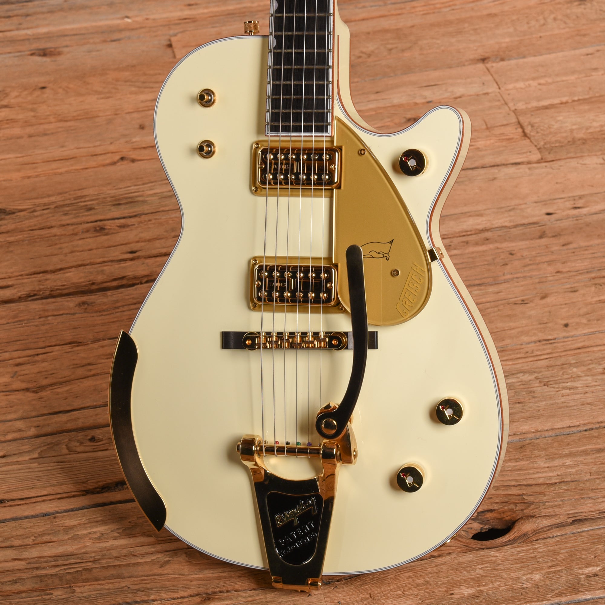 Gretsch G6134T-58 White Penguin White 2021 Electric Guitars / Semi-Hollow