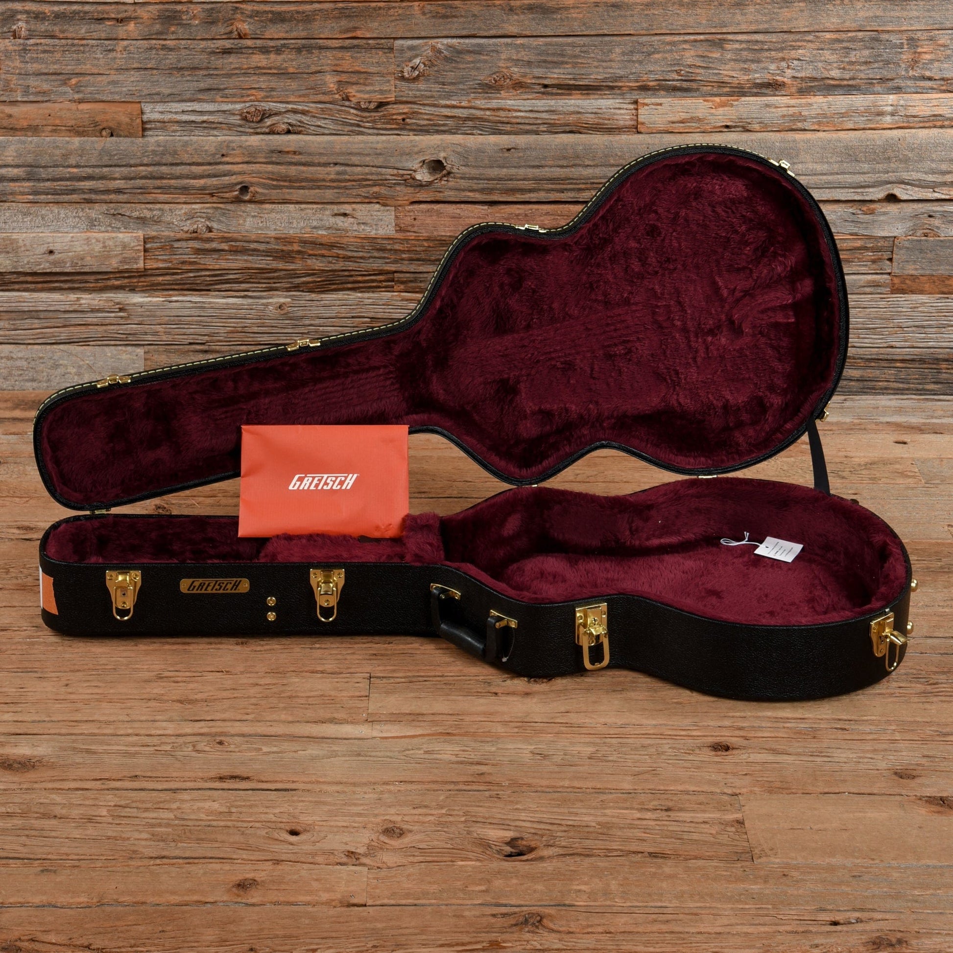 Gretsch G6636T Players Edition Silver Falcon Center Block Double-Cut Black w/String-Thru Bigsby Black 2021 Electric Guitars / Semi-Hollow