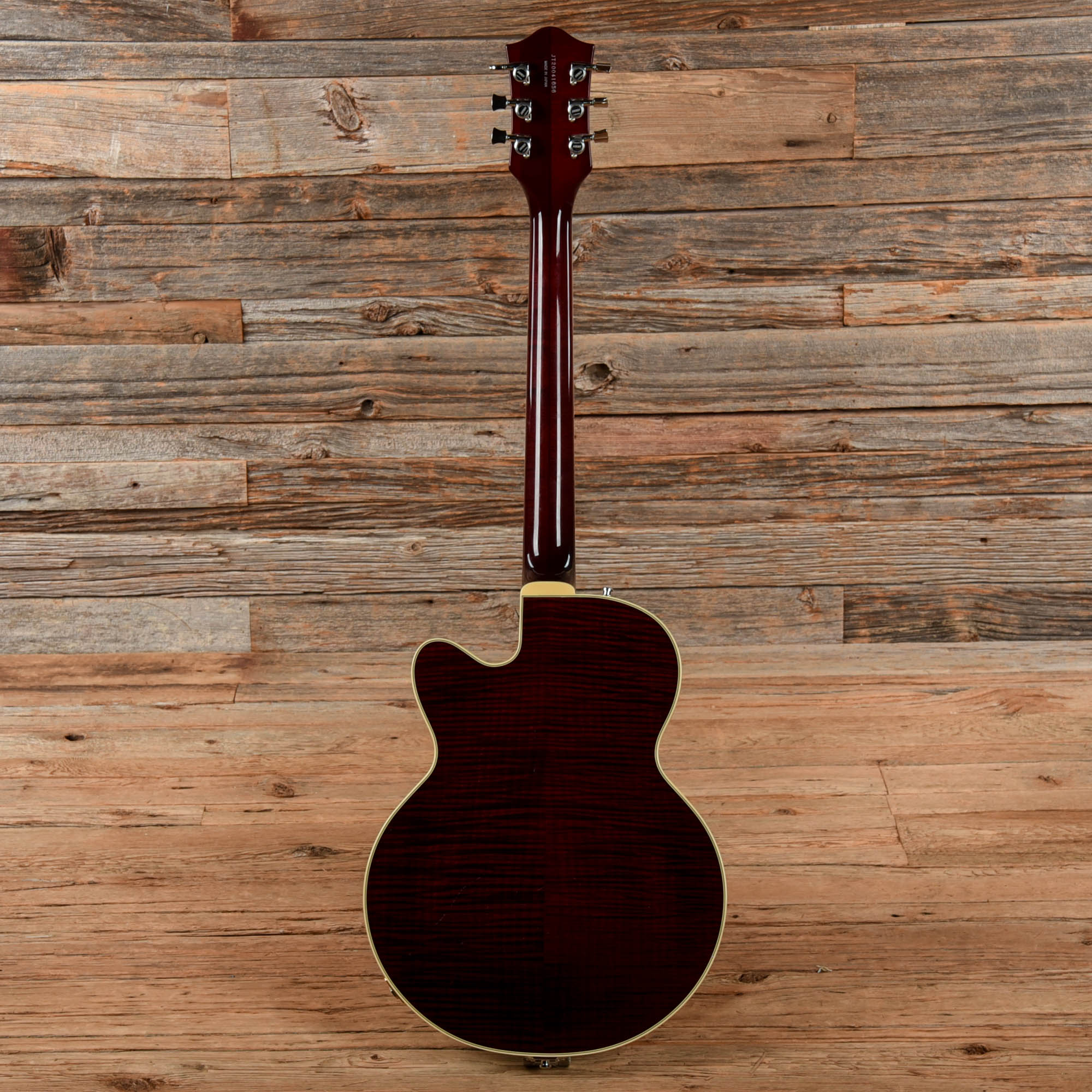 Gretsch G6659TFM Players Edition Broadkaster Jr Walnut Electric Guitars / Semi-Hollow