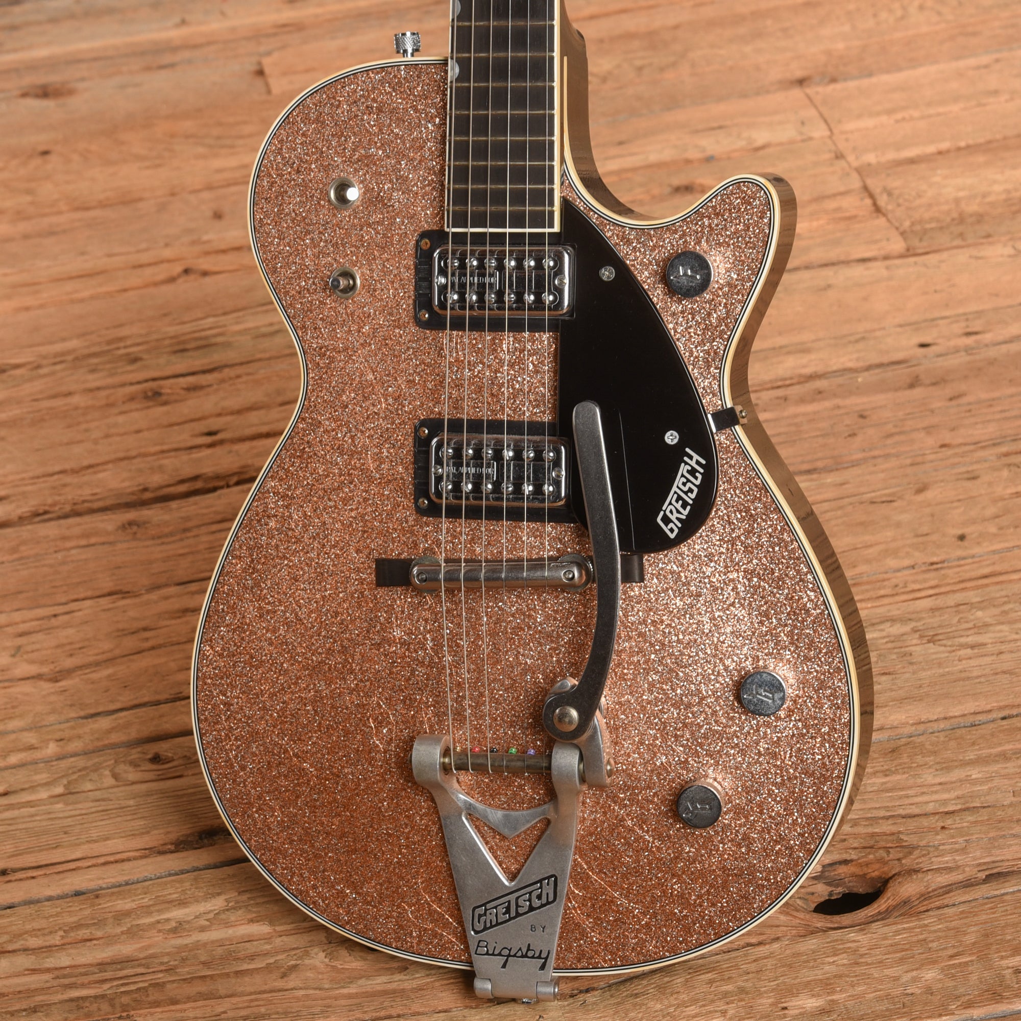 Gretsch Custom Shop Stephen Stern Masterbuilt G6128-CS Duo Jet Relic Champagne Sparkle 2013 Electric Guitars / Solid Body