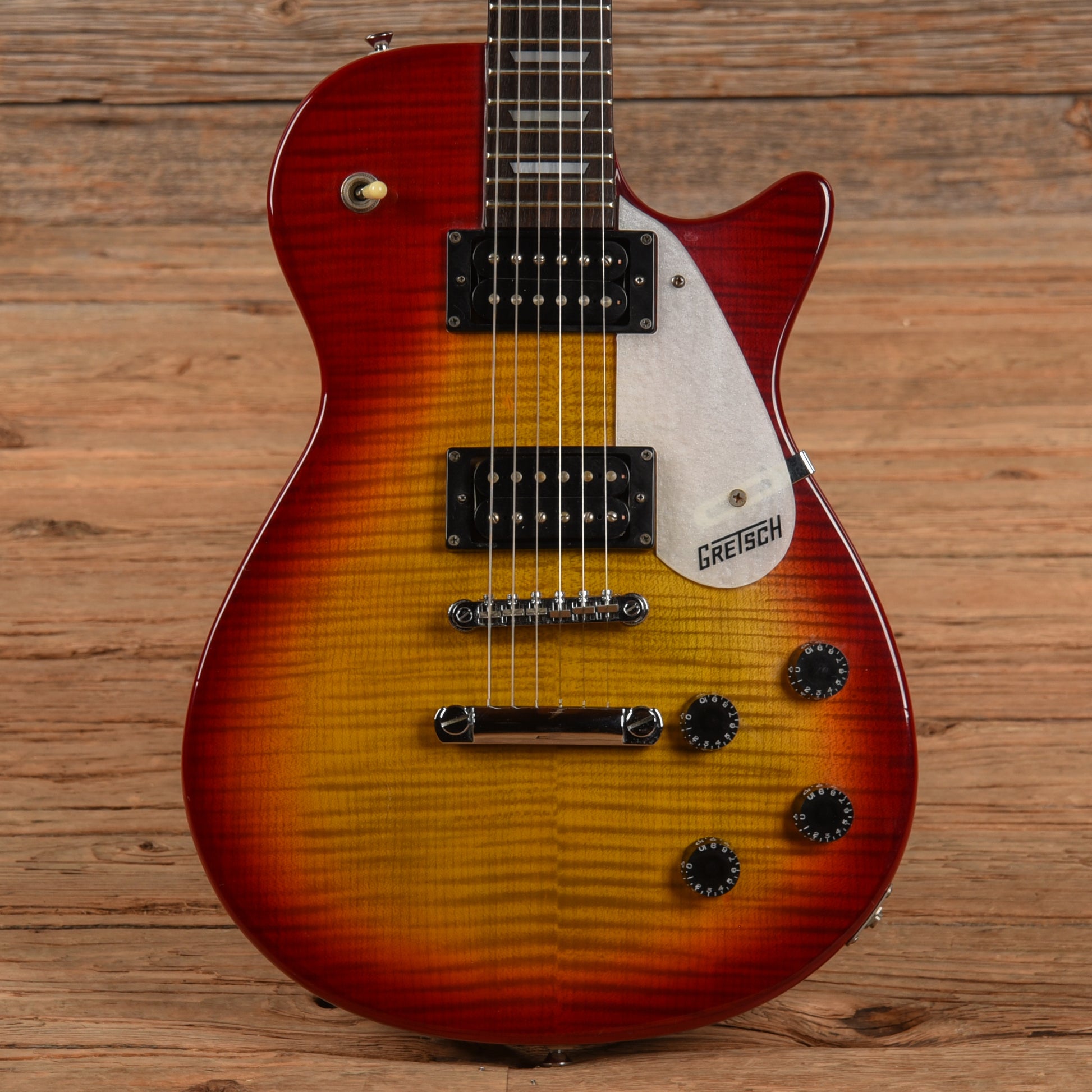 Gretsch Electromatic G2504 Sunburst Electric Guitars / Solid Body