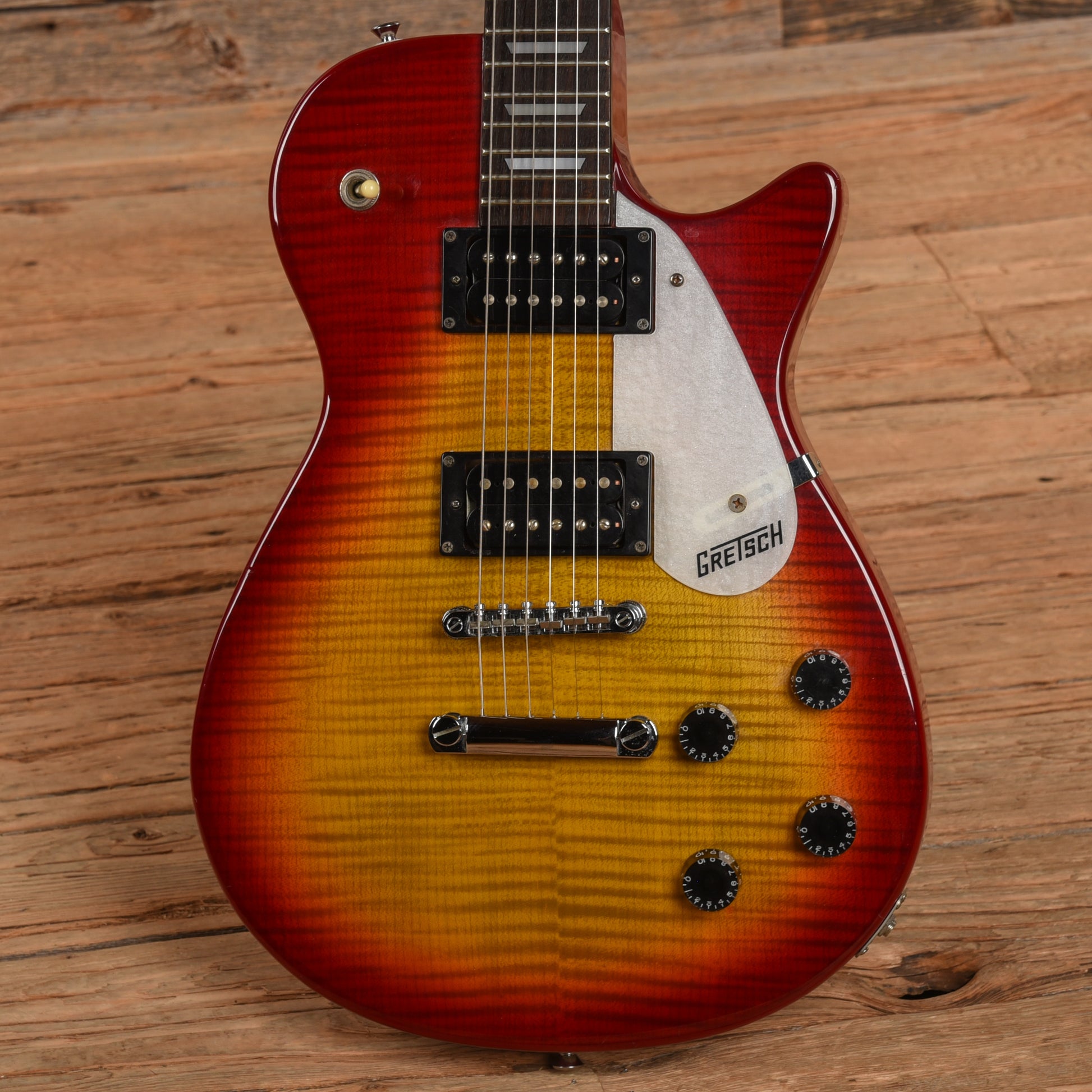 Gretsch Electromatic G2504 Sunburst Electric Guitars / Solid Body