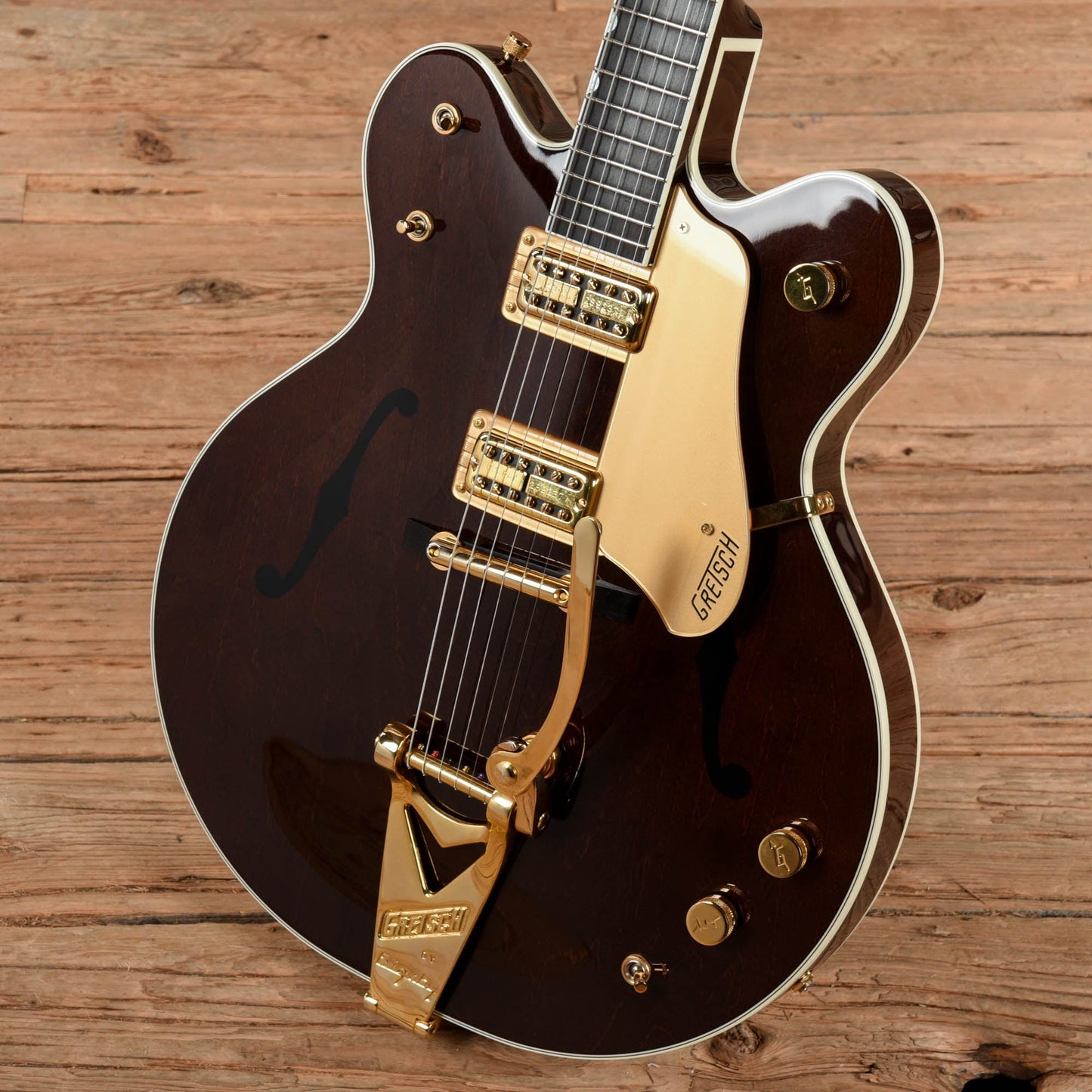 Gretsch G6122-1962 Country Classic Walnut 2005 Electric Guitars / Solid Body