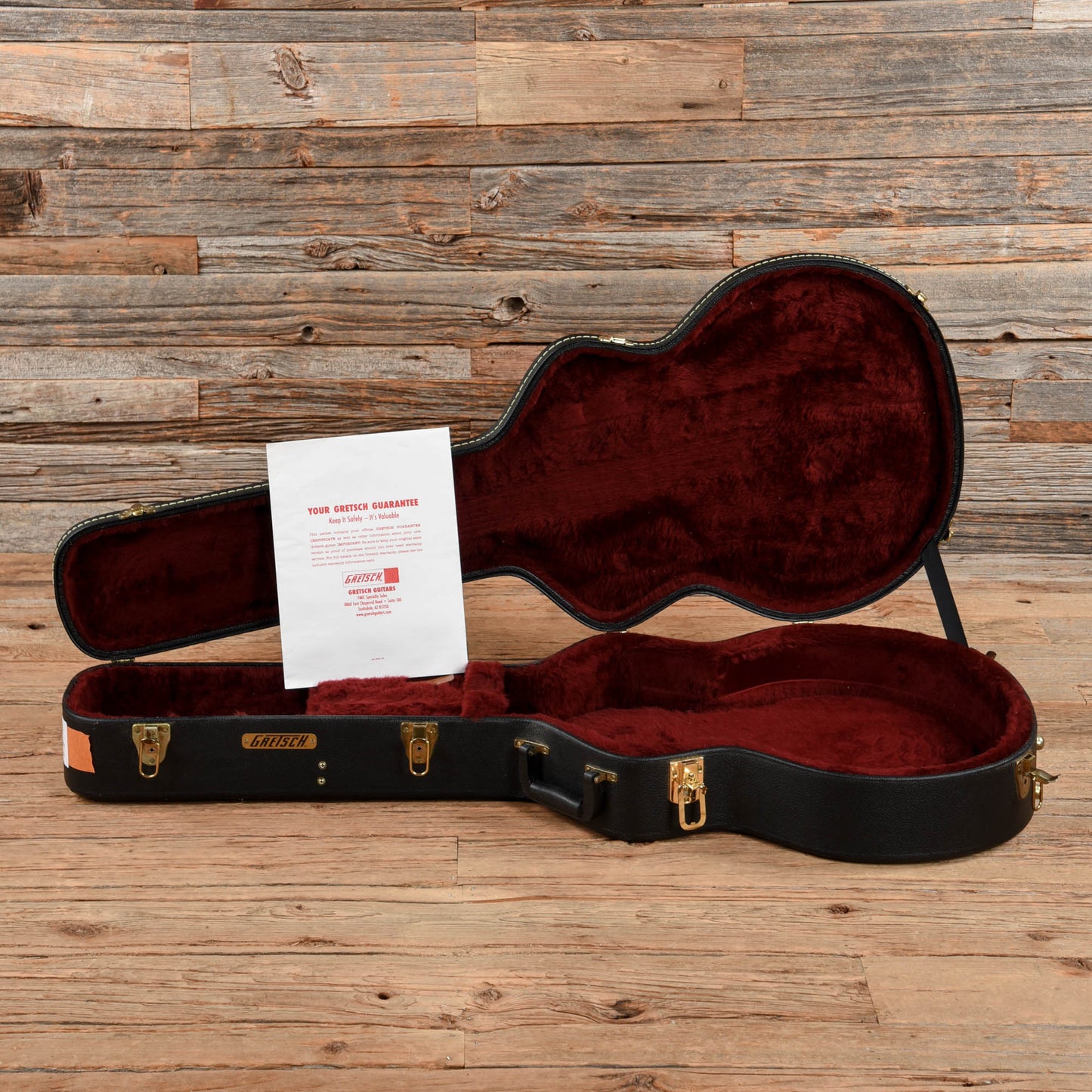 Gretsch G6122-1962 Country Classic Walnut 2005 Electric Guitars / Solid Body