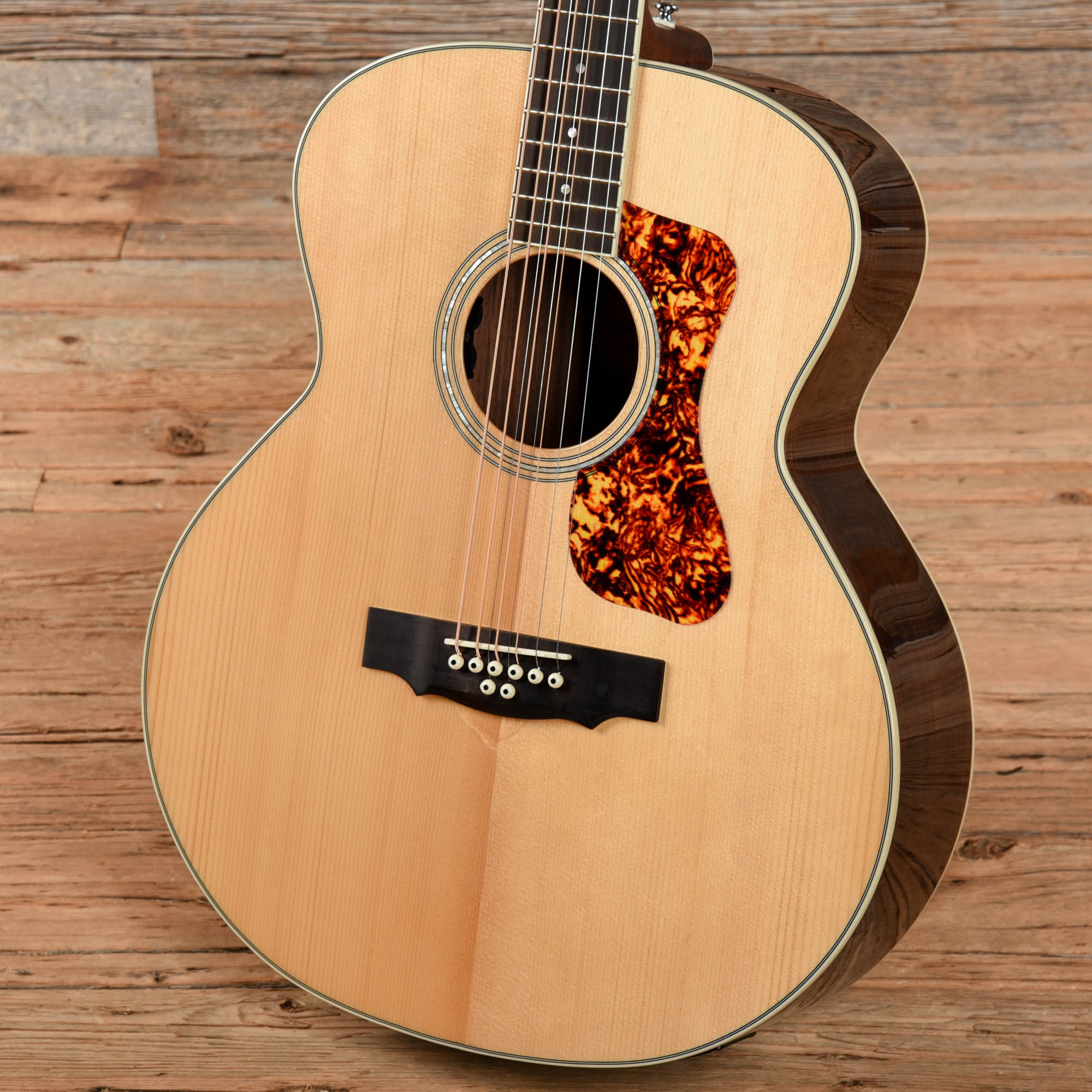 Guild BT-258E Deluxe Natural GB Natural Acoustic Guitars / Baritone