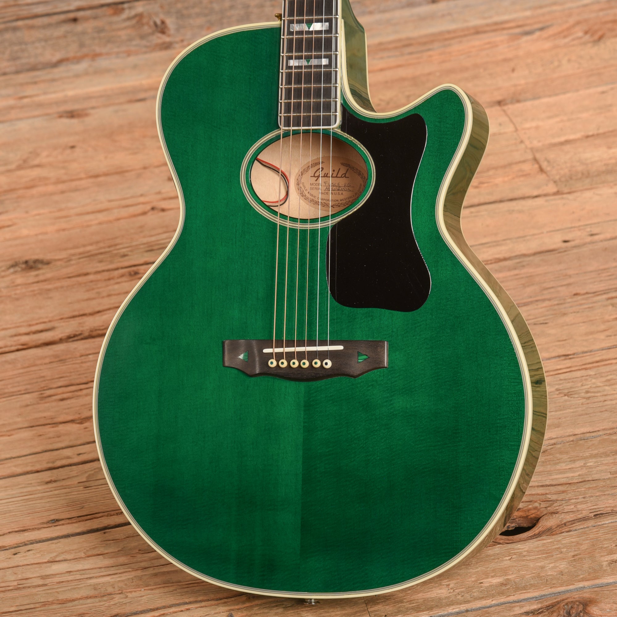 Guild F65CE Transparent Emerald Green Acoustic Guitars / Built-in Electronics