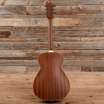 Guild Westerly M-240E Troubadour Vintage Sunburst Satin Acoustic Guitars / Concert