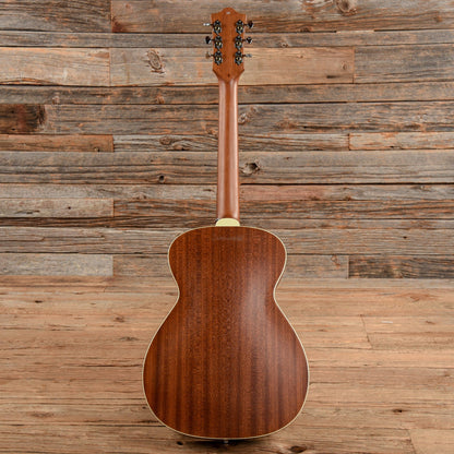 Guild Westerly M-240E Troubadour Vintage Sunburst Satin Acoustic Guitars / Concert