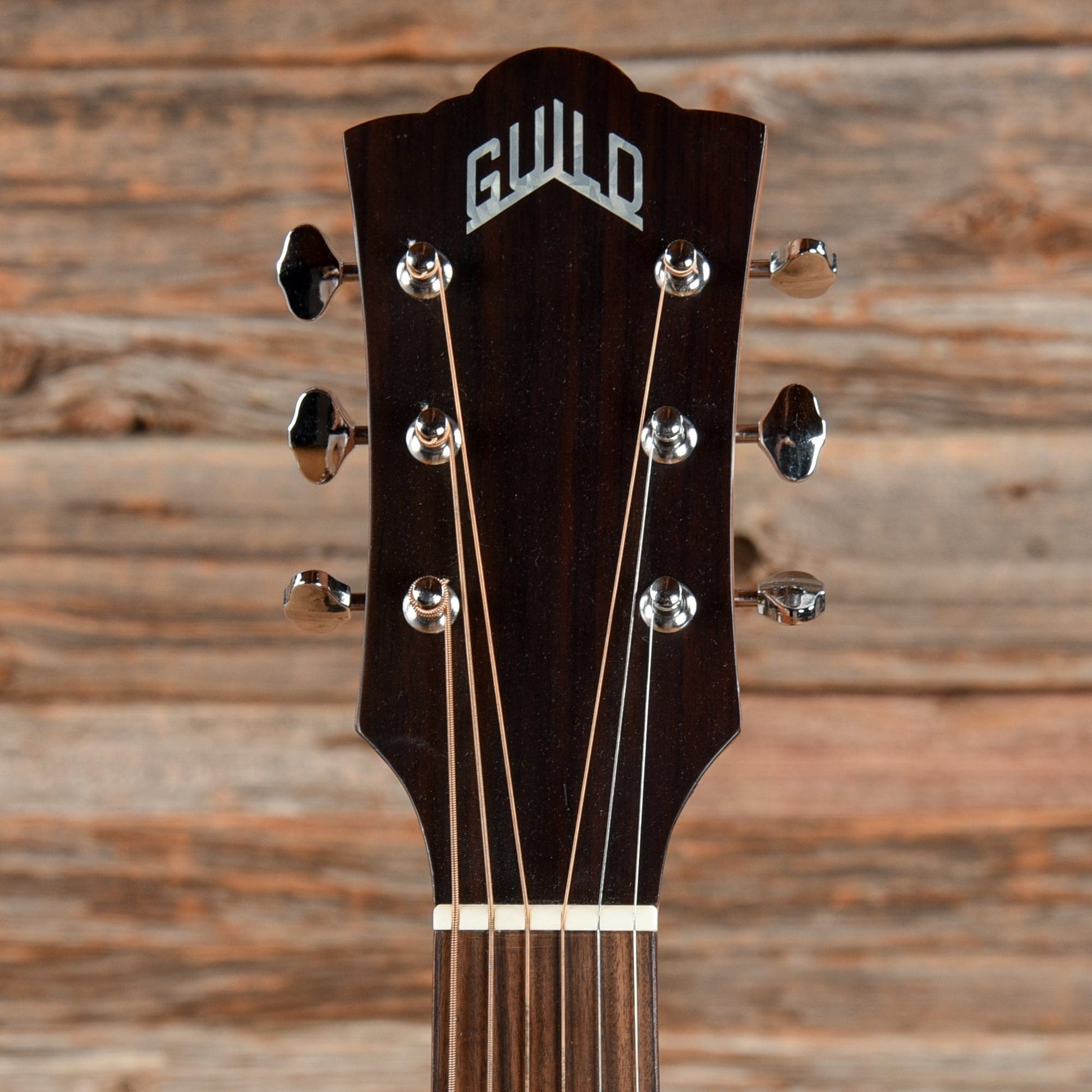 Guild Westerly M-240E Troubadour Vintage Sunburst Satin Acoustic Guitars / Concert