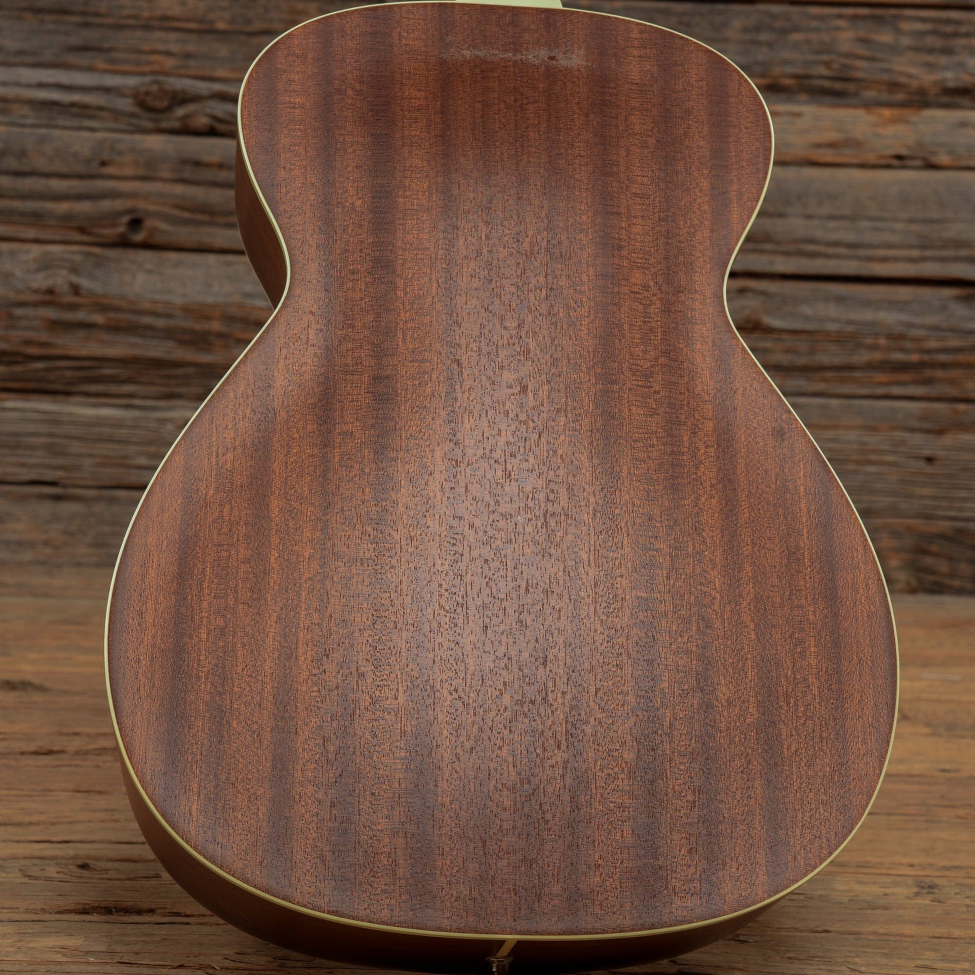 Guild Westerly M-240E Troubadour Vintage Sunburst Satin Acoustic Guitars / Concert