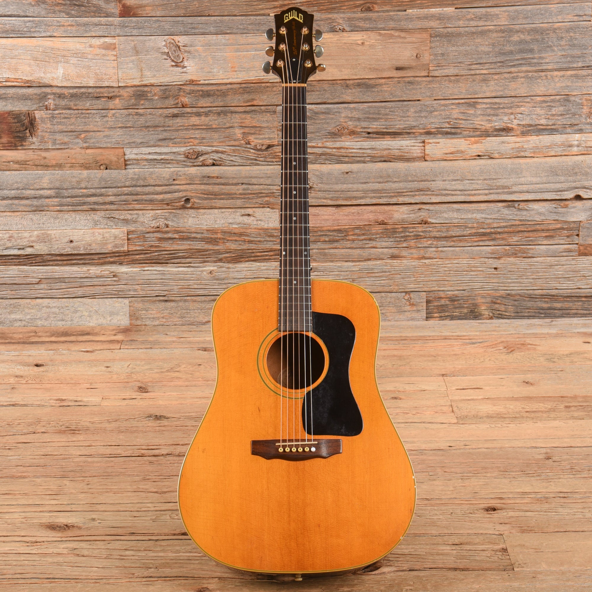 Guild 25th Anniversary D25 NT Natural Acoustic Guitars / Dreadnought