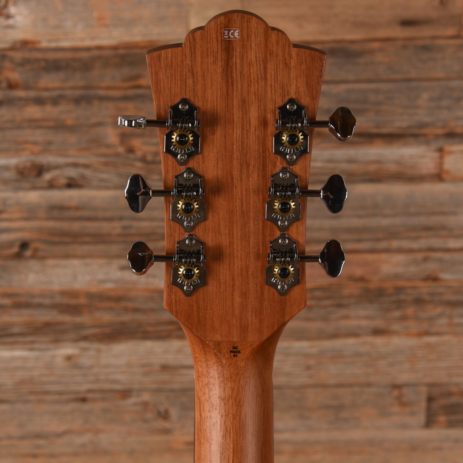 Guild D-240E Natural Acoustic Guitars / Dreadnought